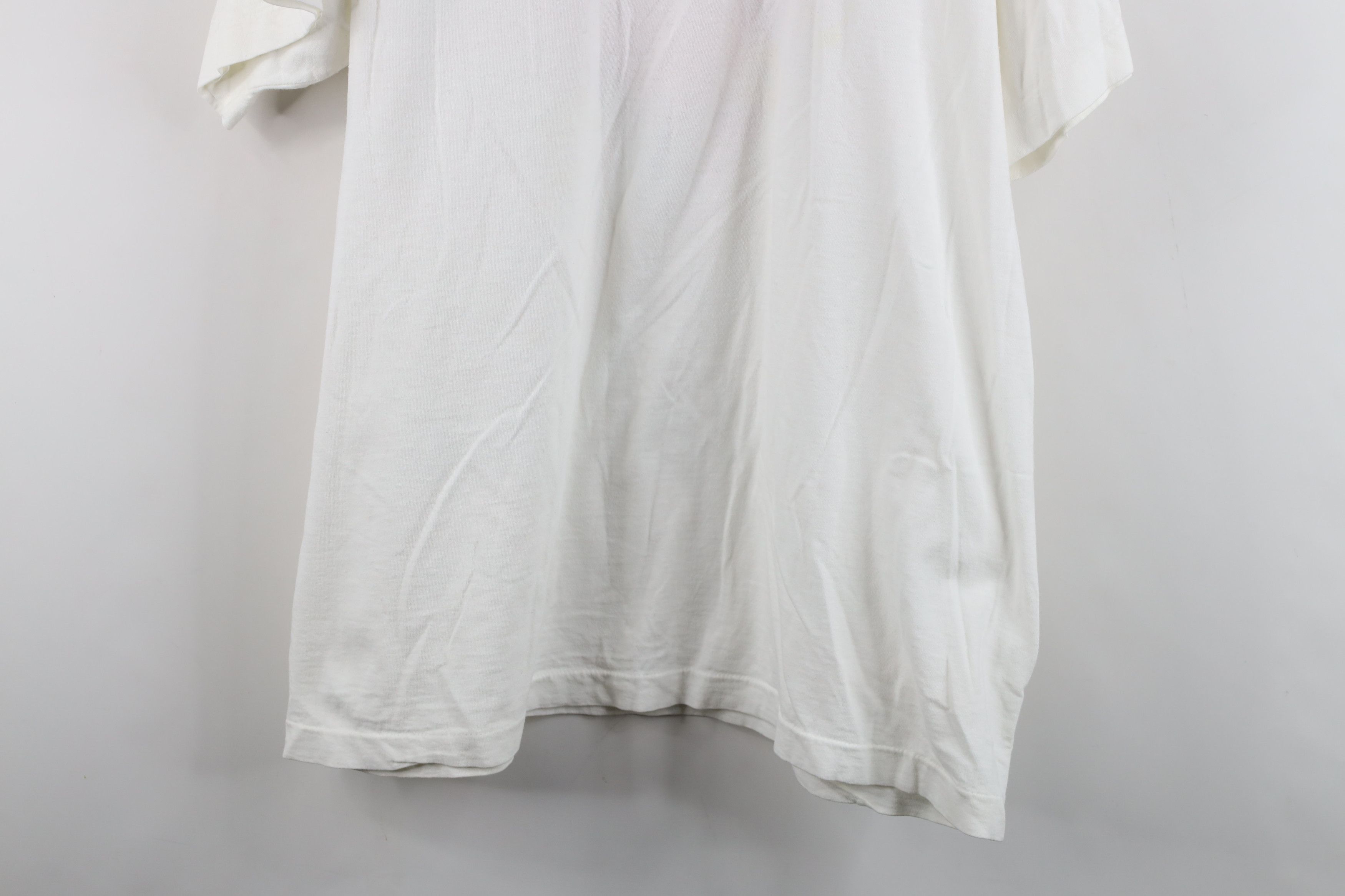 Vintage Vintage 90s Streetwear Heart Flower Friends T-Shirt USA Size XL / US 12-14 / IT 48-50 - 12 Thumbnail