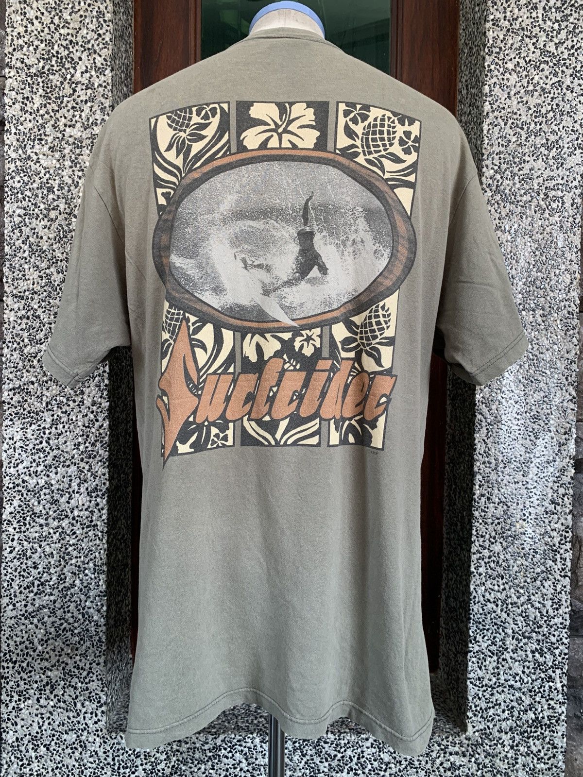 Vintage Vintage 90s Surfrider Surf/Surfing/Surfboards Photo T shirt Size US L / EU 52-54 / 3 - 1 Thumbnail