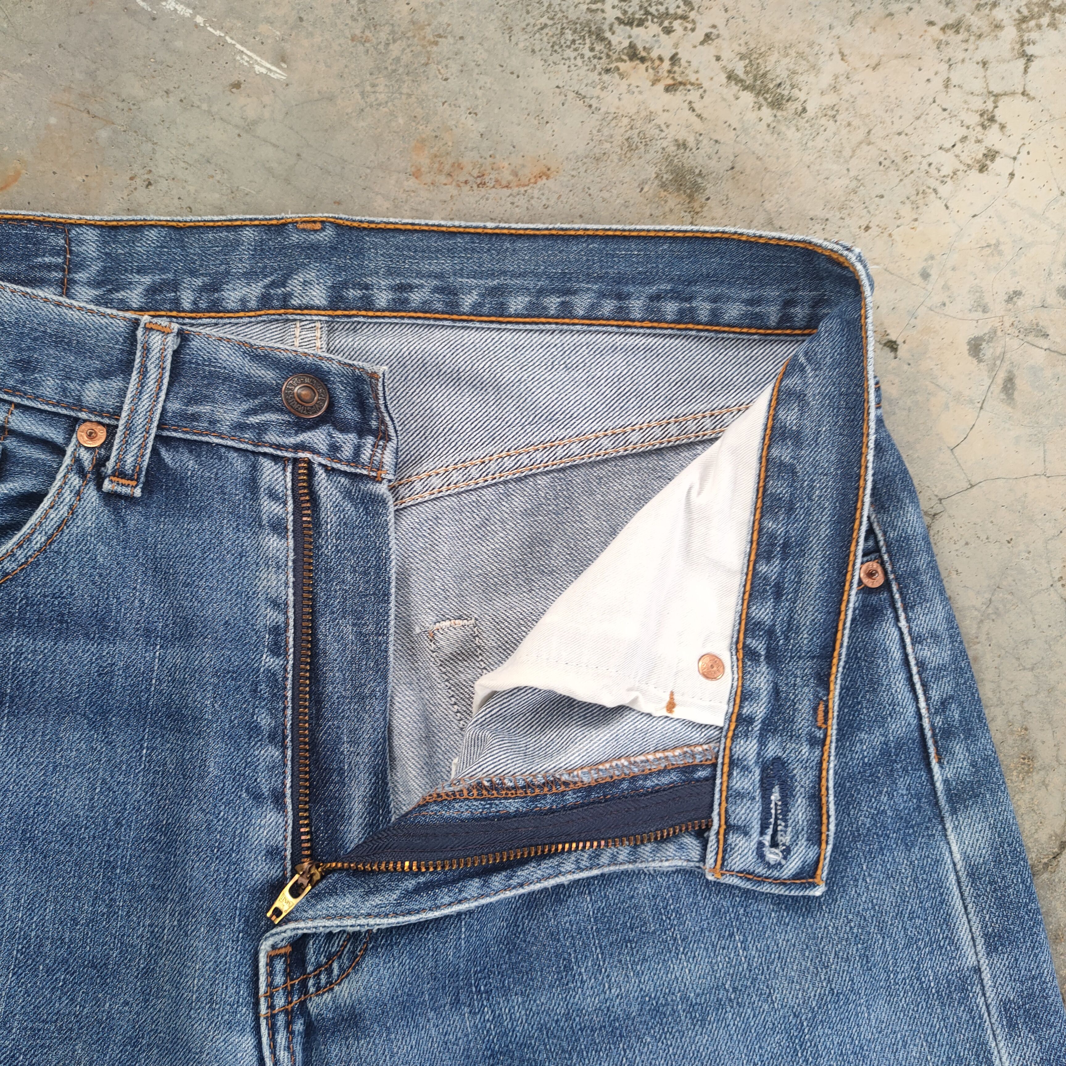 Levi's Vintage Clothing W32 VINTAGE 2001 LEVI'S 512 FADED JEANS DENIM PANTS Size US 32 / EU 48 - 8 Thumbnail