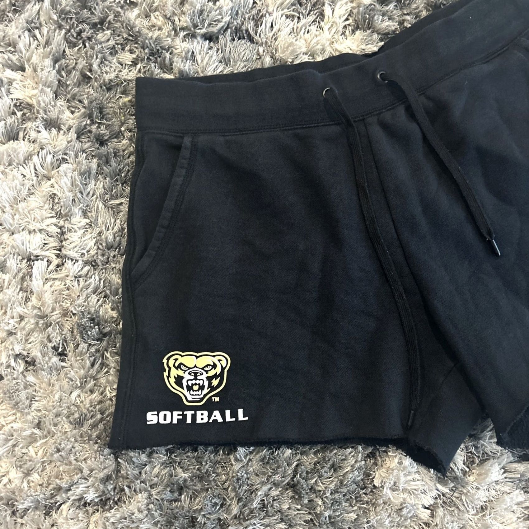 Nike Nike Cropped Pants Shorts Women’s Size M Medium Black Athletic Embroidered Size 32" / US 10 / IT 46 - 2 Thumbnail