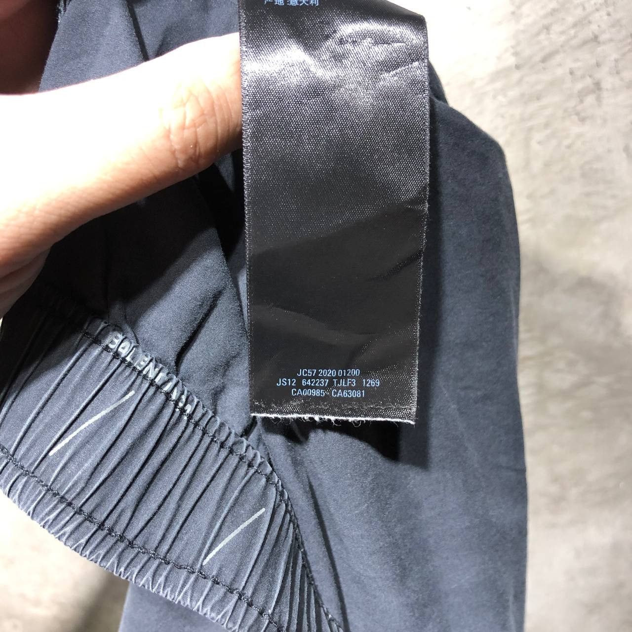 Balenciaga Balenciaga Logo Bermuda shorts Size US 33 - 10 Thumbnail
