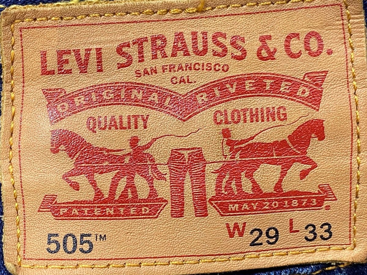 Levi's Levi’s Whiskered Faded Wash Style Straight Leg Jeans Size US 30 / EU 46 - 11 Thumbnail