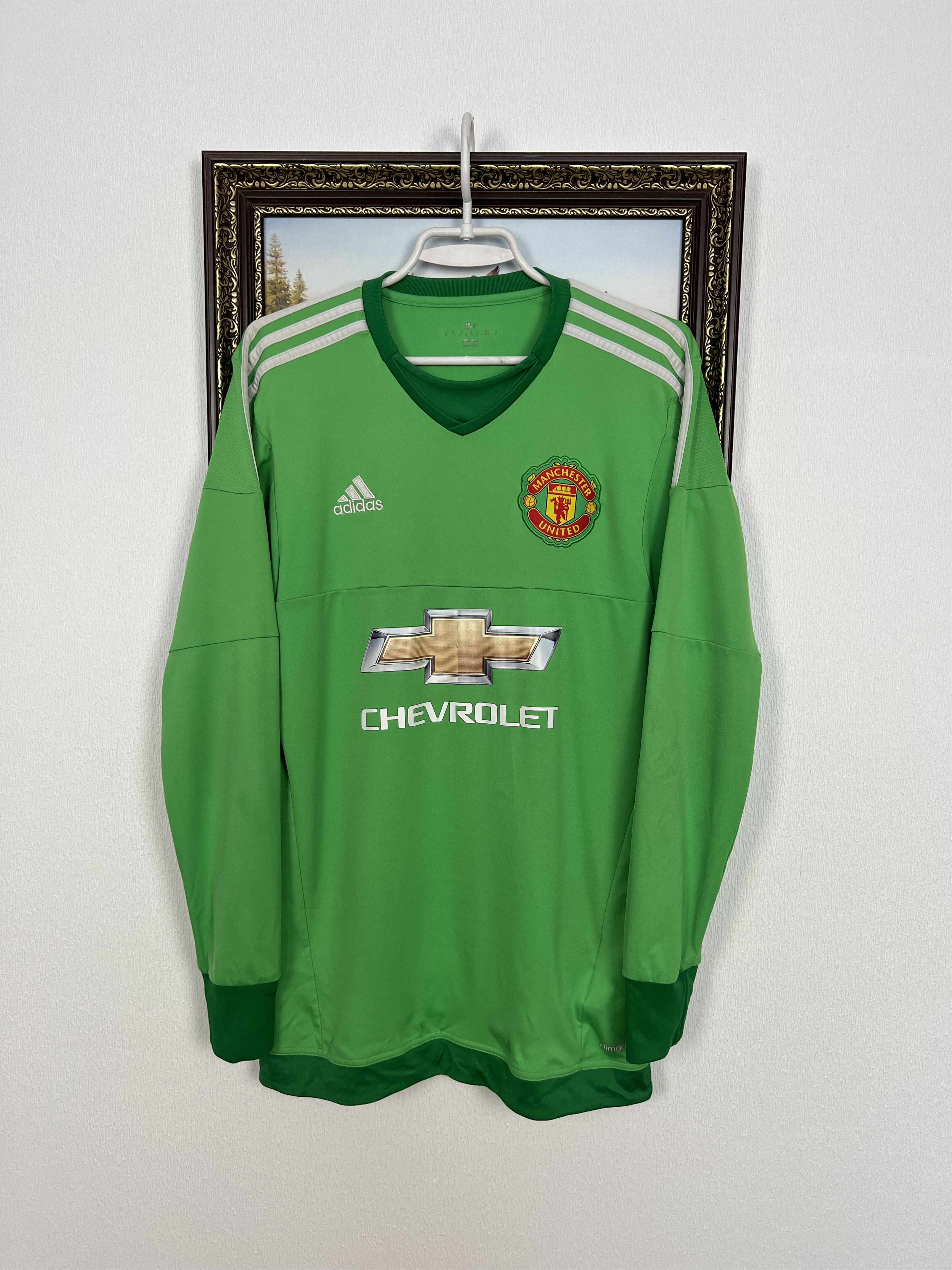 Adidas Manchester United Goalkeeper football shirt 2015 Adidas Size US S / EU 44-46 / 1 - 1 Thumbnail