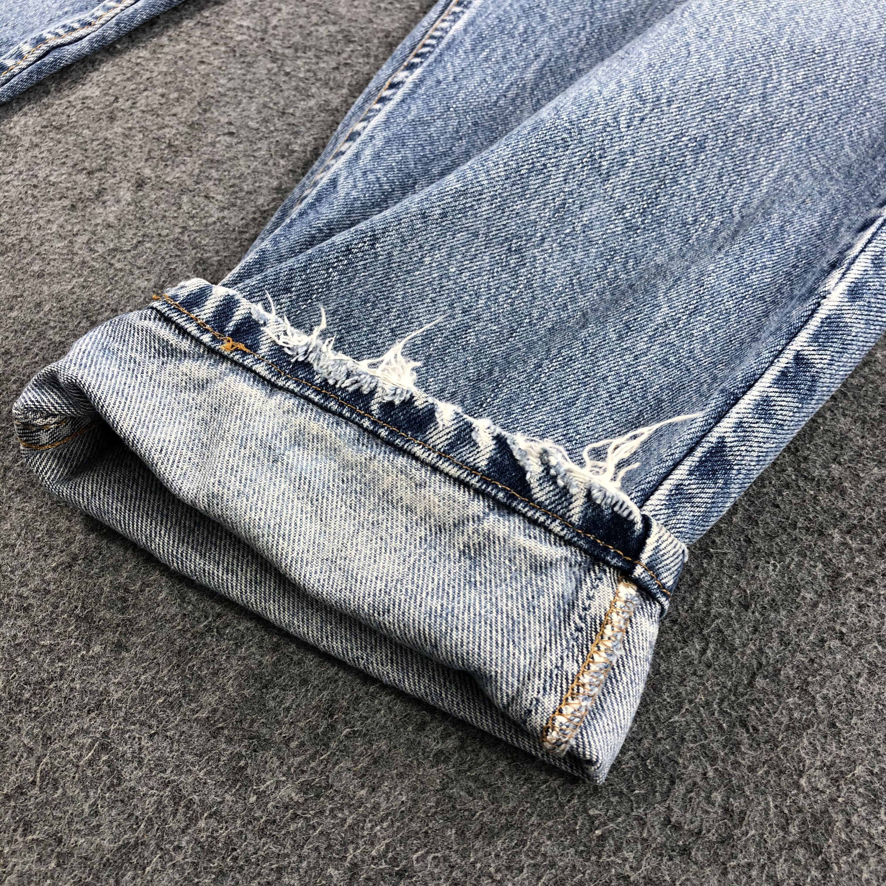Levi's Vintage 90s Light Wash Levis 560 Jeans-JM1023 Size US 33 - 8 Thumbnail