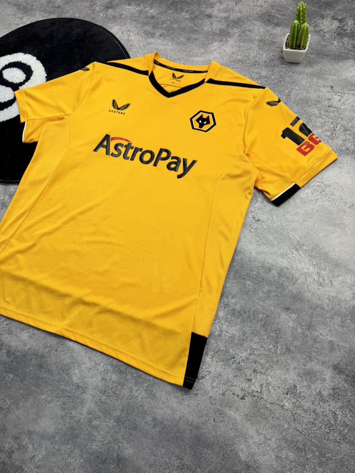 Castore Wolverhampton Wolves Castore Home Shirt 2022/23 Size XL Size US XL / EU 56 / 4 - 3 Thumbnail