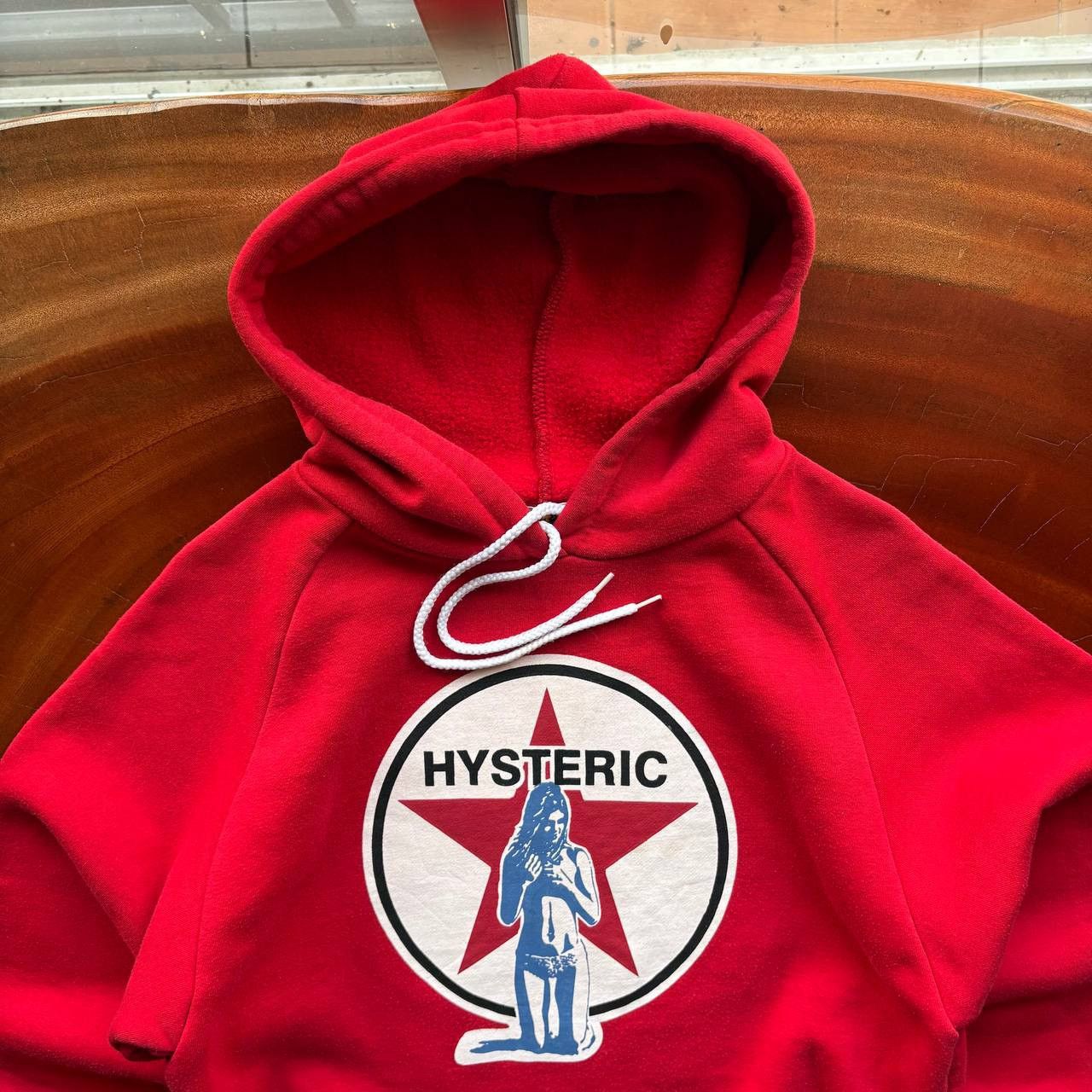 Hysteric Glamour Vintage Hysteric Glamour Sexy Hot Girl Red Hoodie Size US S / EU 44-46 / 1 - 3 Thumbnail