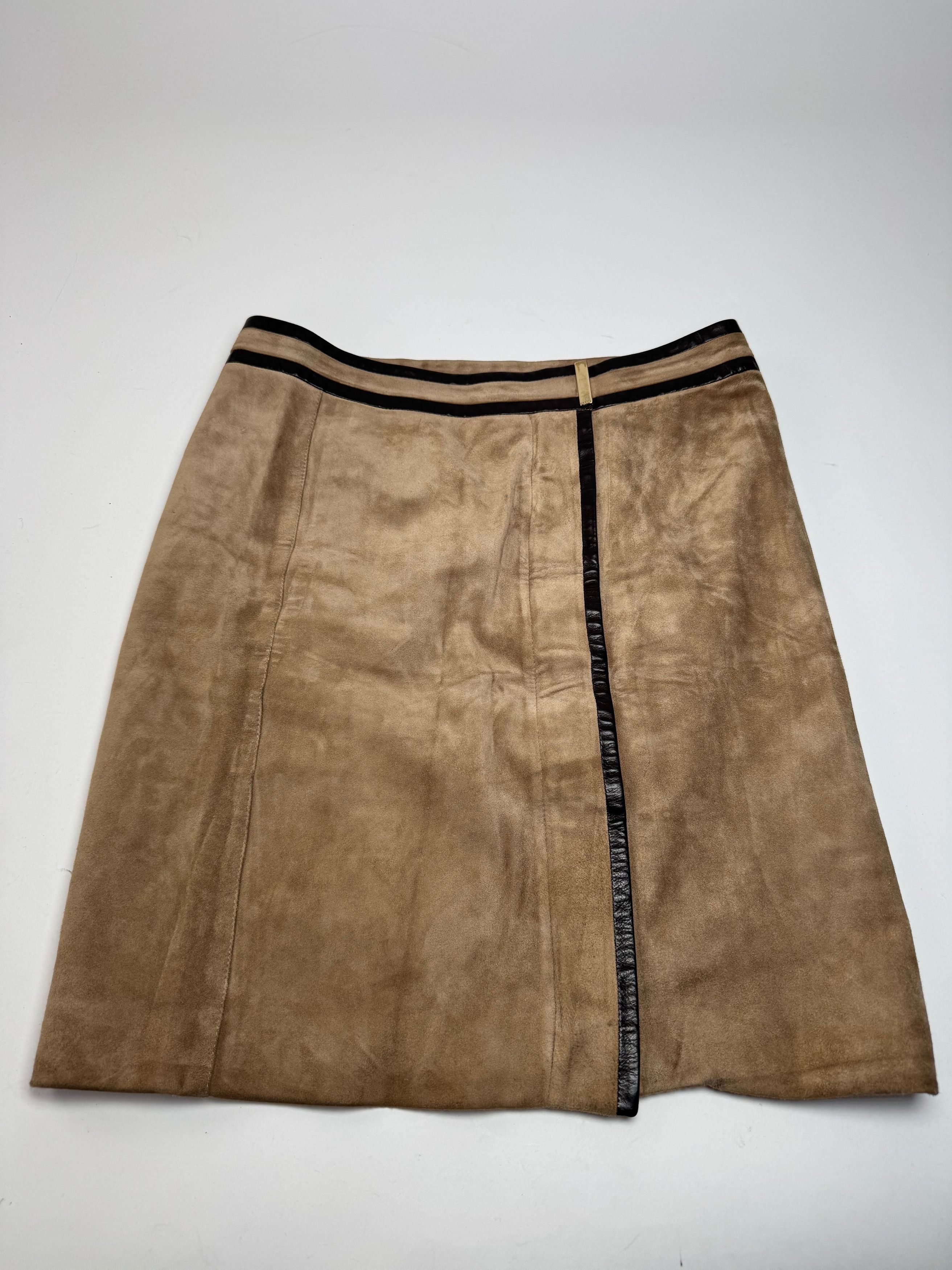 Gucci Vintage Suede Leather Skirt Brown 36/S Size 27" / US 4 / IT 40 - 1 Thumbnail