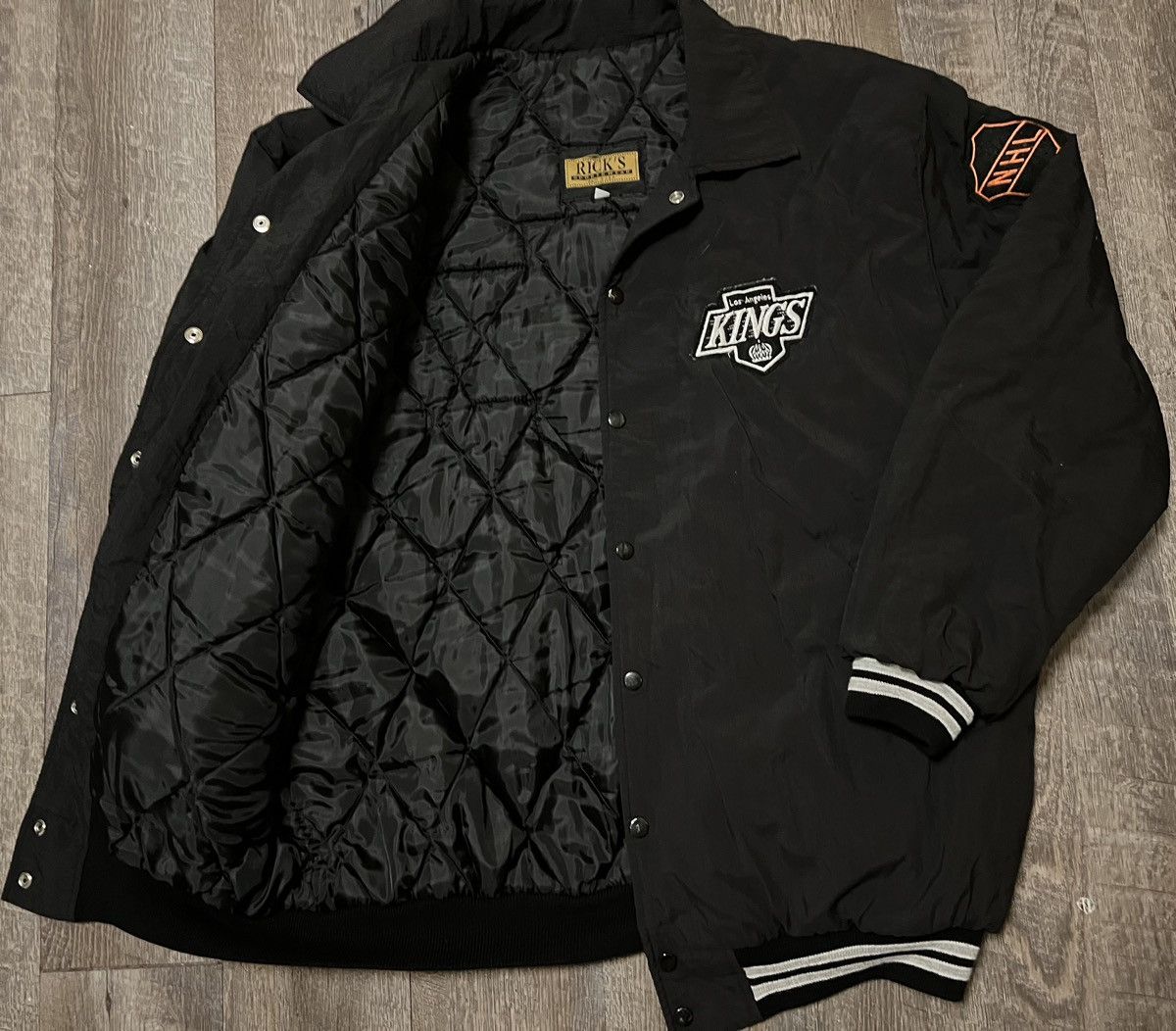 NHL × Vintage Vintage LA Kings Quilted Puffer Jacket 26x31 Size US L / EU 52-54 / 3 - 5 Thumbnail