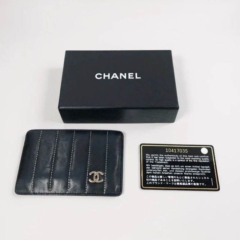 Chanel Chanel Card Holder, One Size, Black Leather, CC Logo Size ONE SIZE - 1 Thumbnail