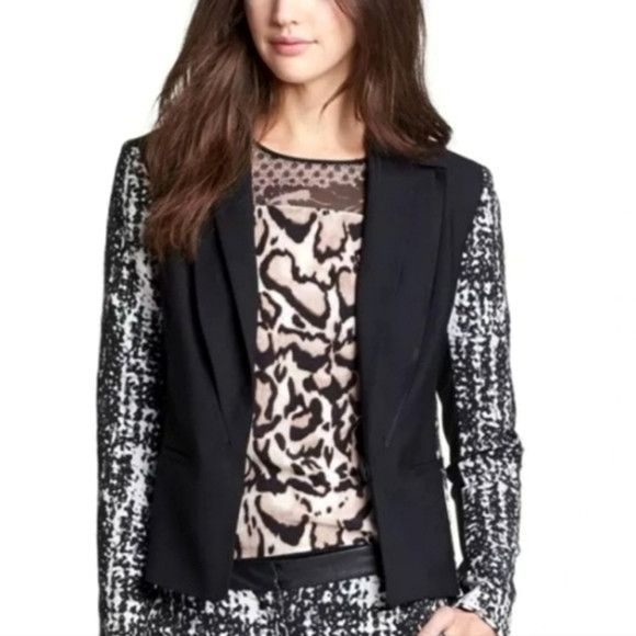 Diane von Furstenberg Diane Von Furstenberg Black Crepe Blazer Jacket Size 6 Size M / US 6-8 / IT 42-44 - 1 Thumbnail