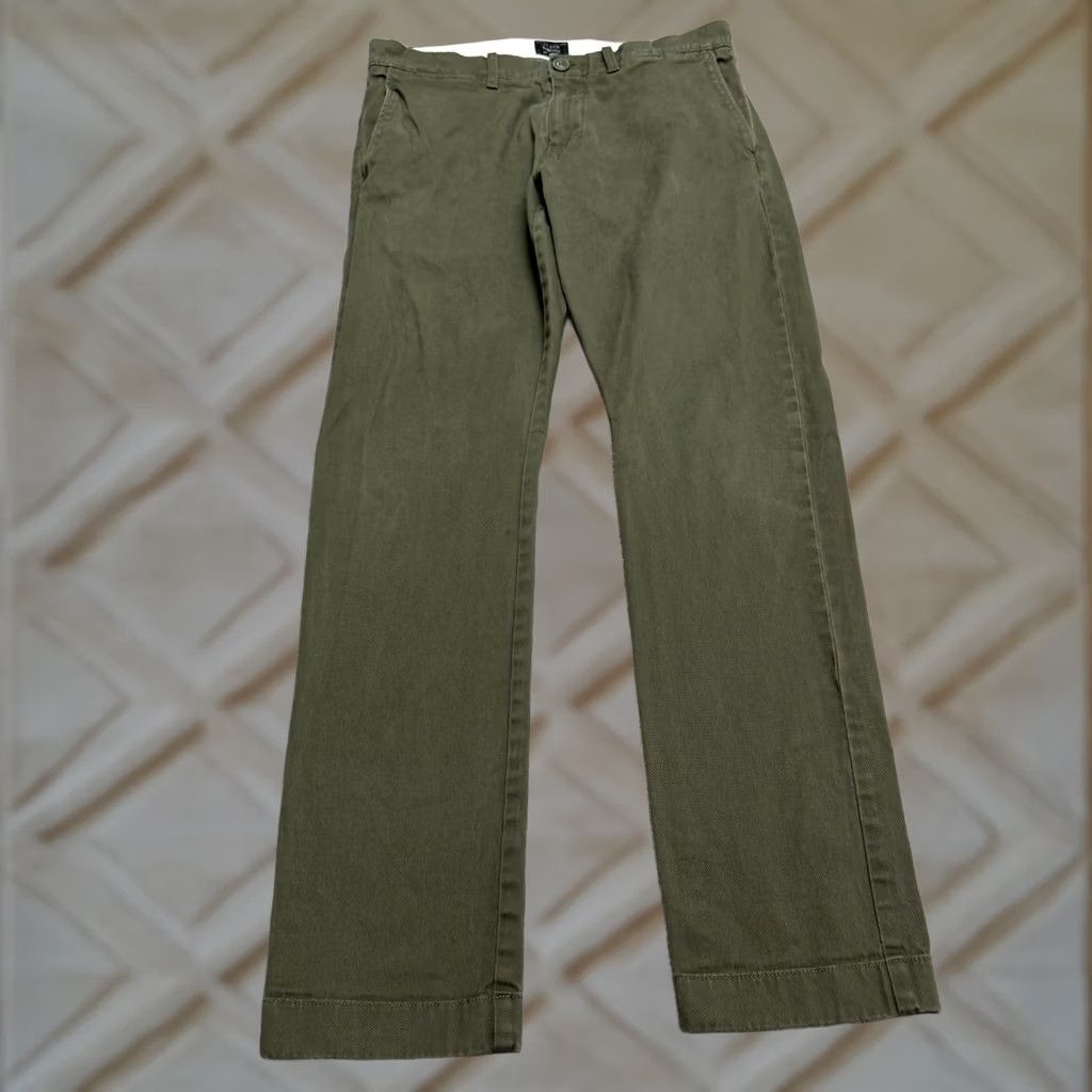 J.Crew J.CREW 484 Slim Fit Chino Pants Mens 28x30 Olive Green Tapered Flat Front Cotton Shirt Size US 28 / EU 44 - 1 Thumbnail