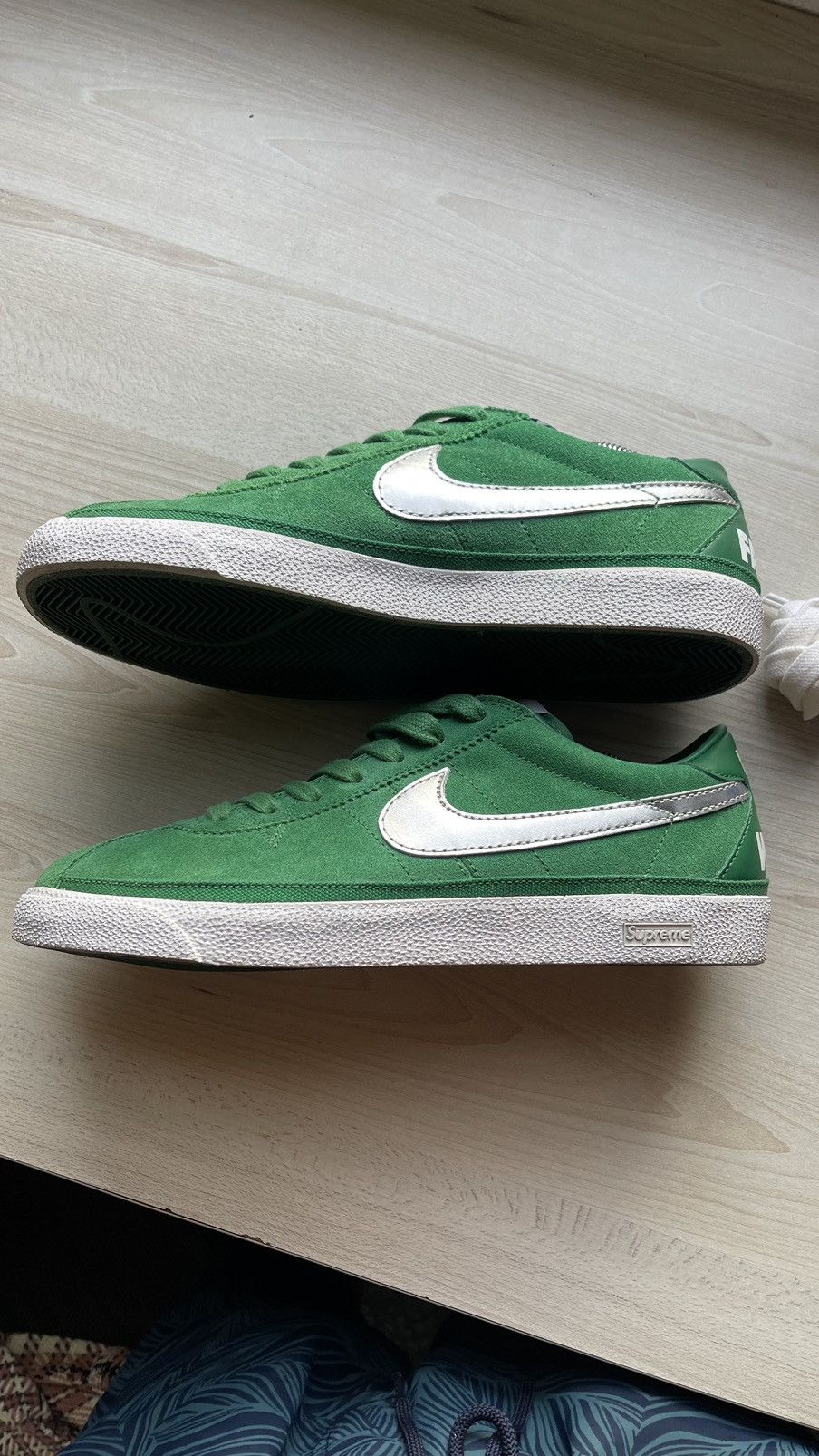 Nike × Supreme Nike Zoom Bruin SB Supreme Pine Green/Metallic Size Mens US8 Size US 8 / EU 41 - 5 Thumbnail
