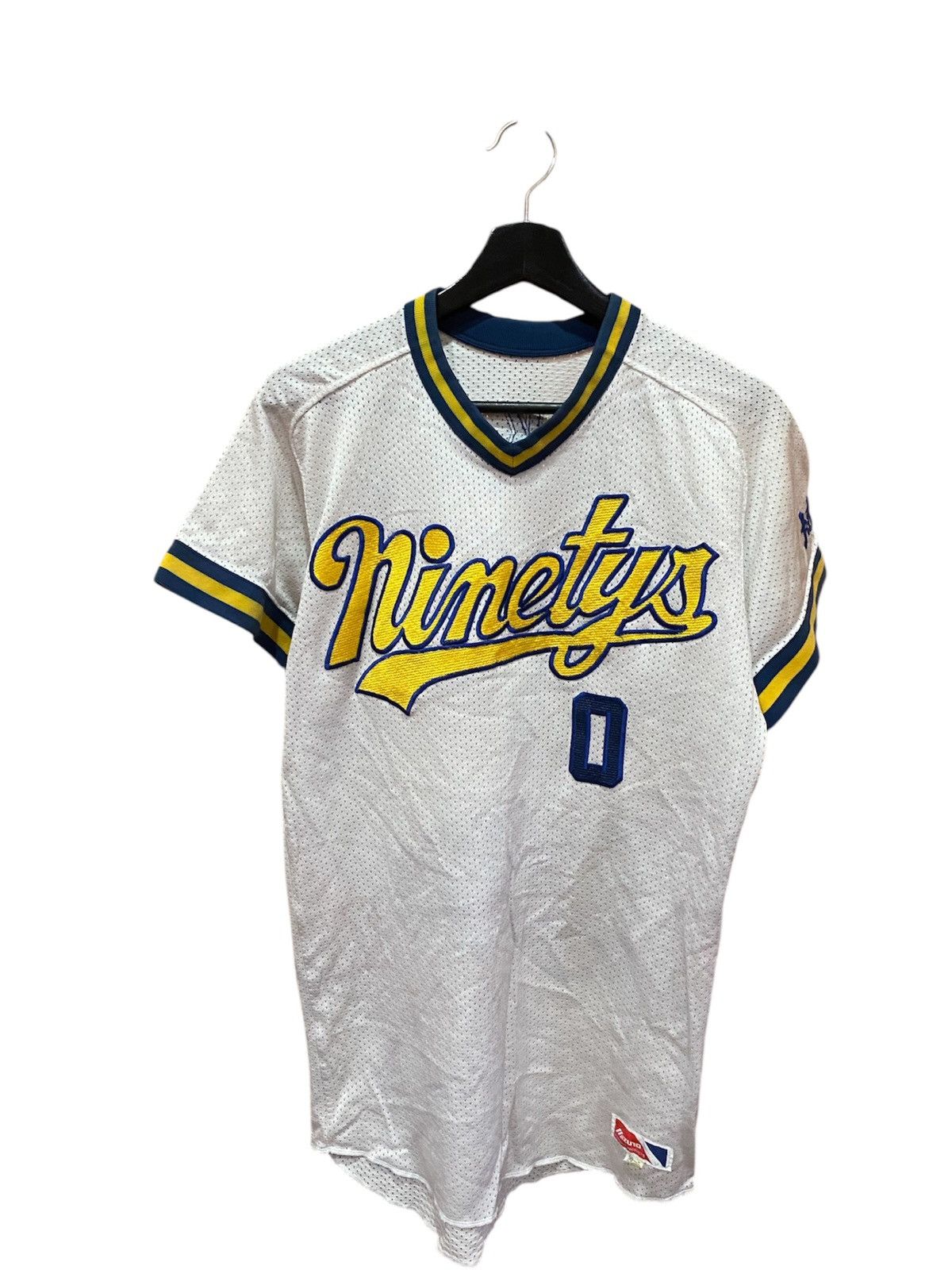 Mizuno VINTAGE NINETYS ICHIKAWA BASEBALL JERSEY Size US M / EU 48-50 / 2 - 1 Thumbnail