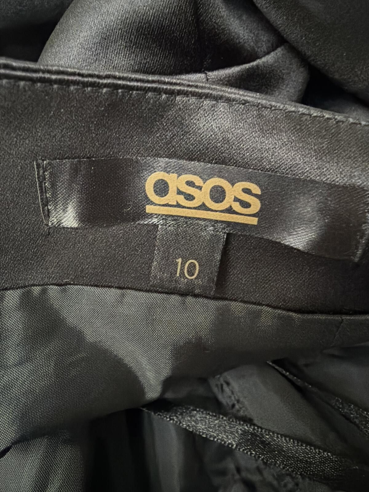 Asos ASOS Black Satin Sculptural Ruched Cocktail Prom Dress Size XS / US 0-2 / IT 36-38 - 7 Thumbnail