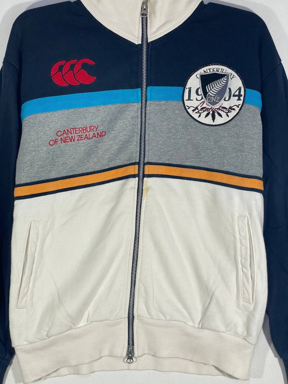 Canterbury of New Zealand Vintage canterbury rugby sweater size M Size US M / EU 48-50 / 2 - 5 Thumbnail