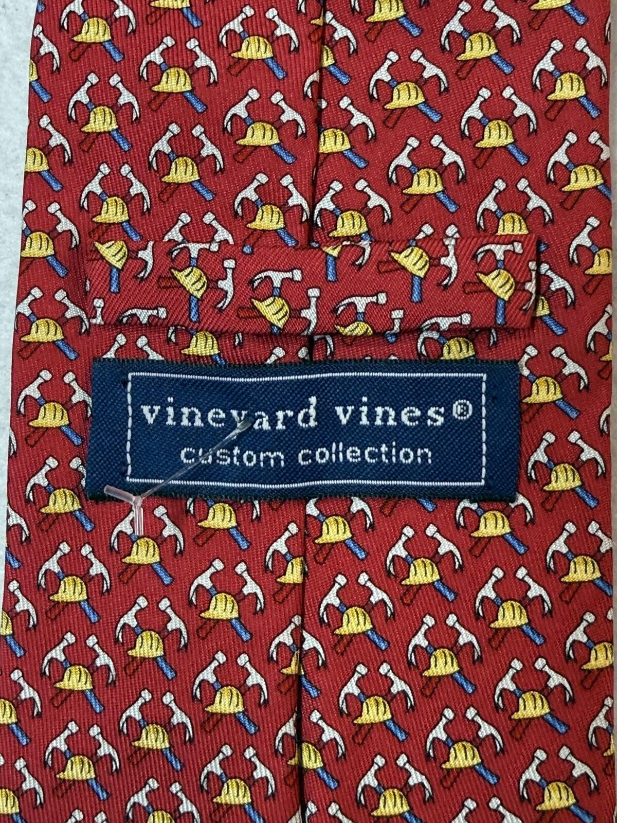 Vineyard Vines Vineyard Vines Tie 100% Silk Red Hard Hat Custom Collection Size ONE SIZE - 2 Thumbnail