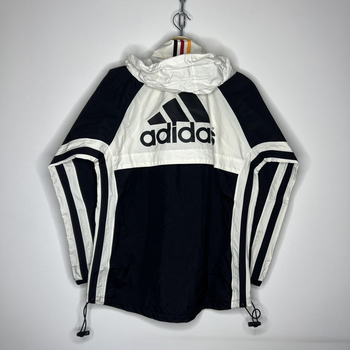 Adidas × Vintage Crazy Vintage 90s White Adidas Germany Soccer Windbreaker Size US M / EU 48-50 / 2 - 2 Thumbnail