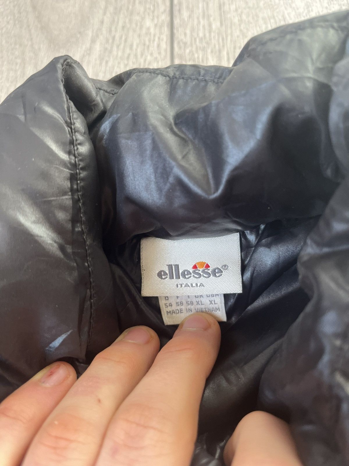 Ellesse Vintage 90s Ellesse Puffer Jacket – Size Large Size US L / EU 52-54 / 3 - 8 Thumbnail