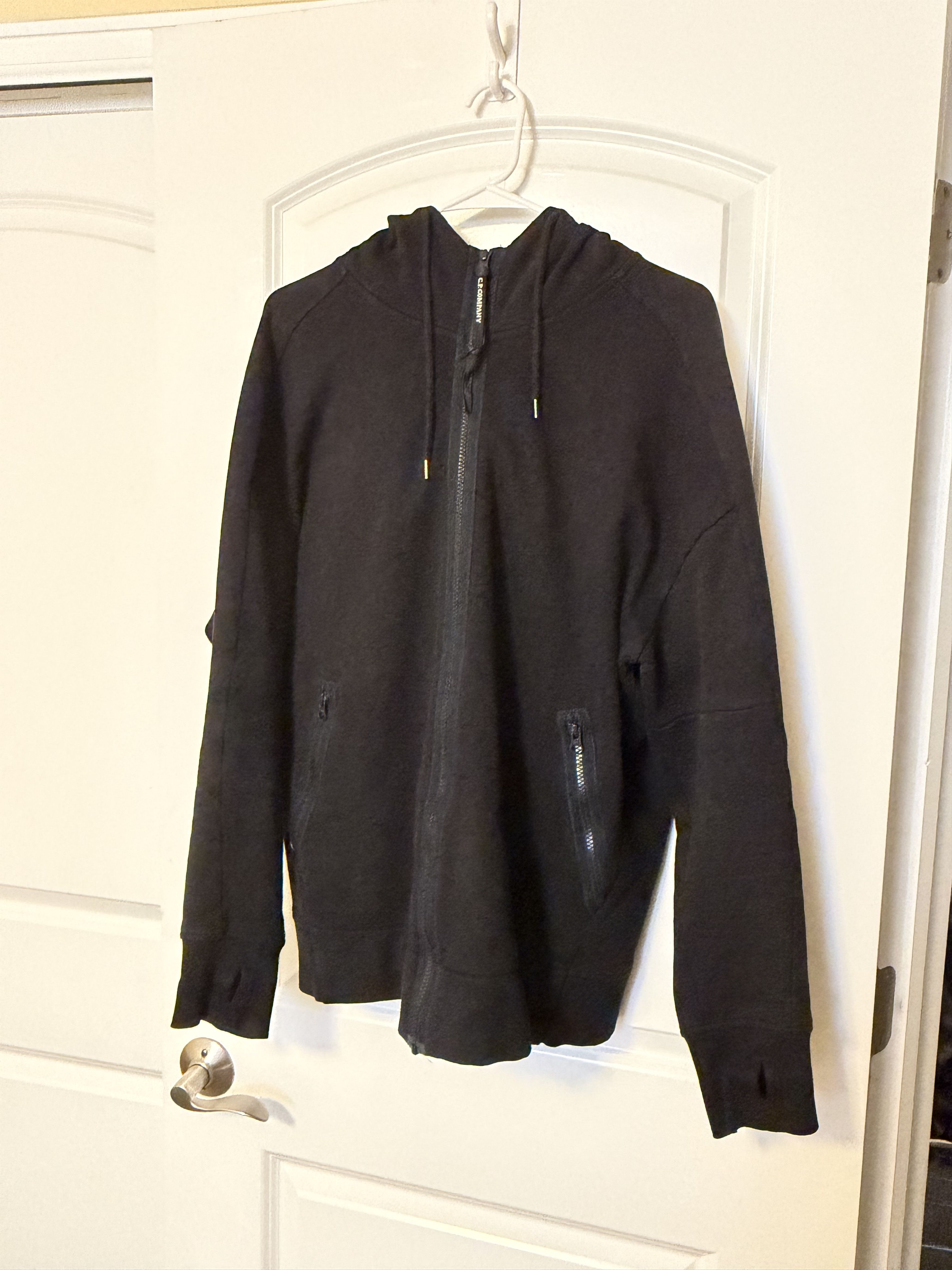 C.P. Company C.P. Company Diagonal Raised Fleece Goggle Sweatshirt Black Size US XL / EU 56 / 4 - 2 Thumbnail