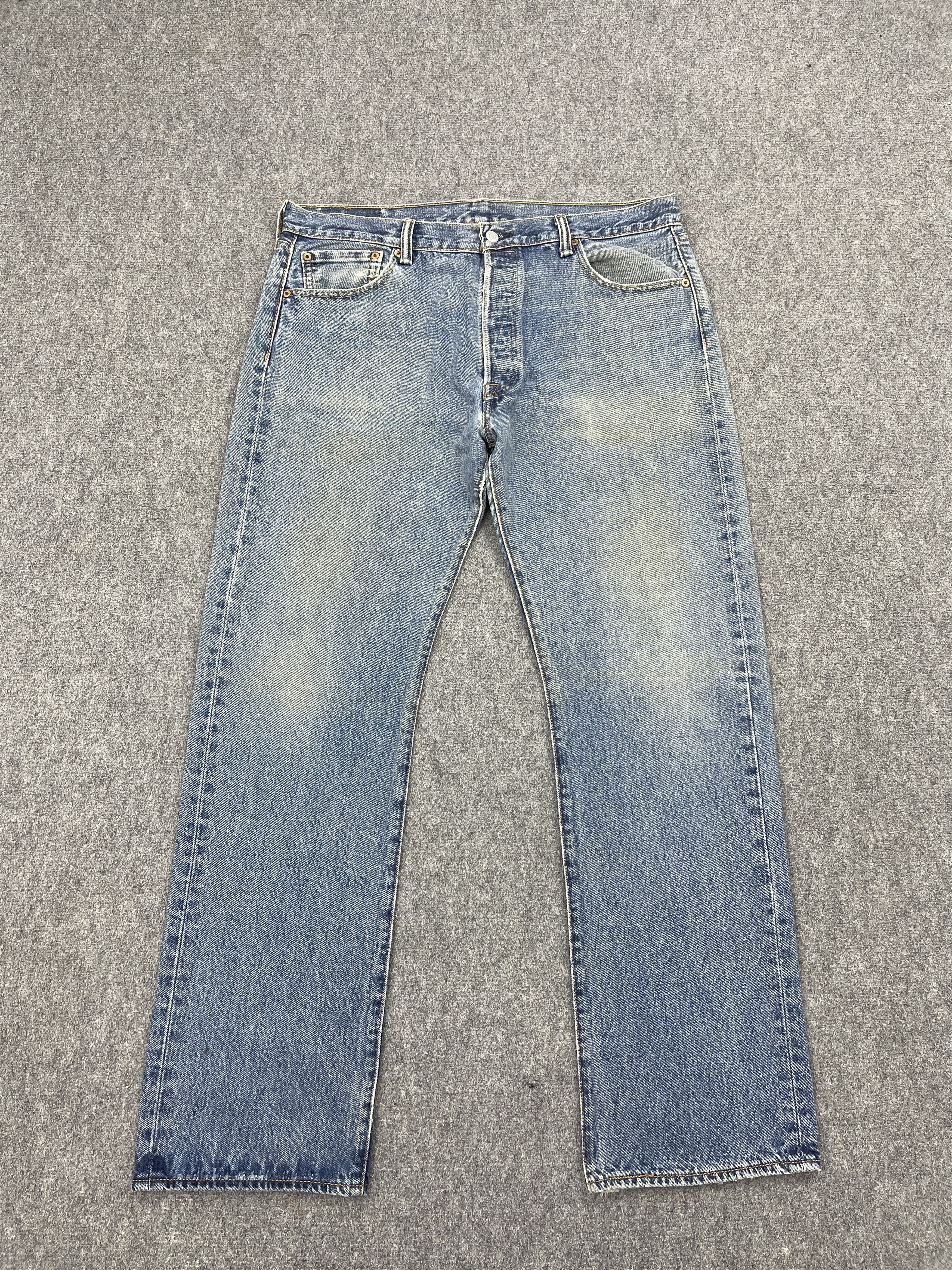 Levi's × Vintage Vintage Levis 501 Light Blue Washed Jeans Size US 35 - 1 Thumbnail