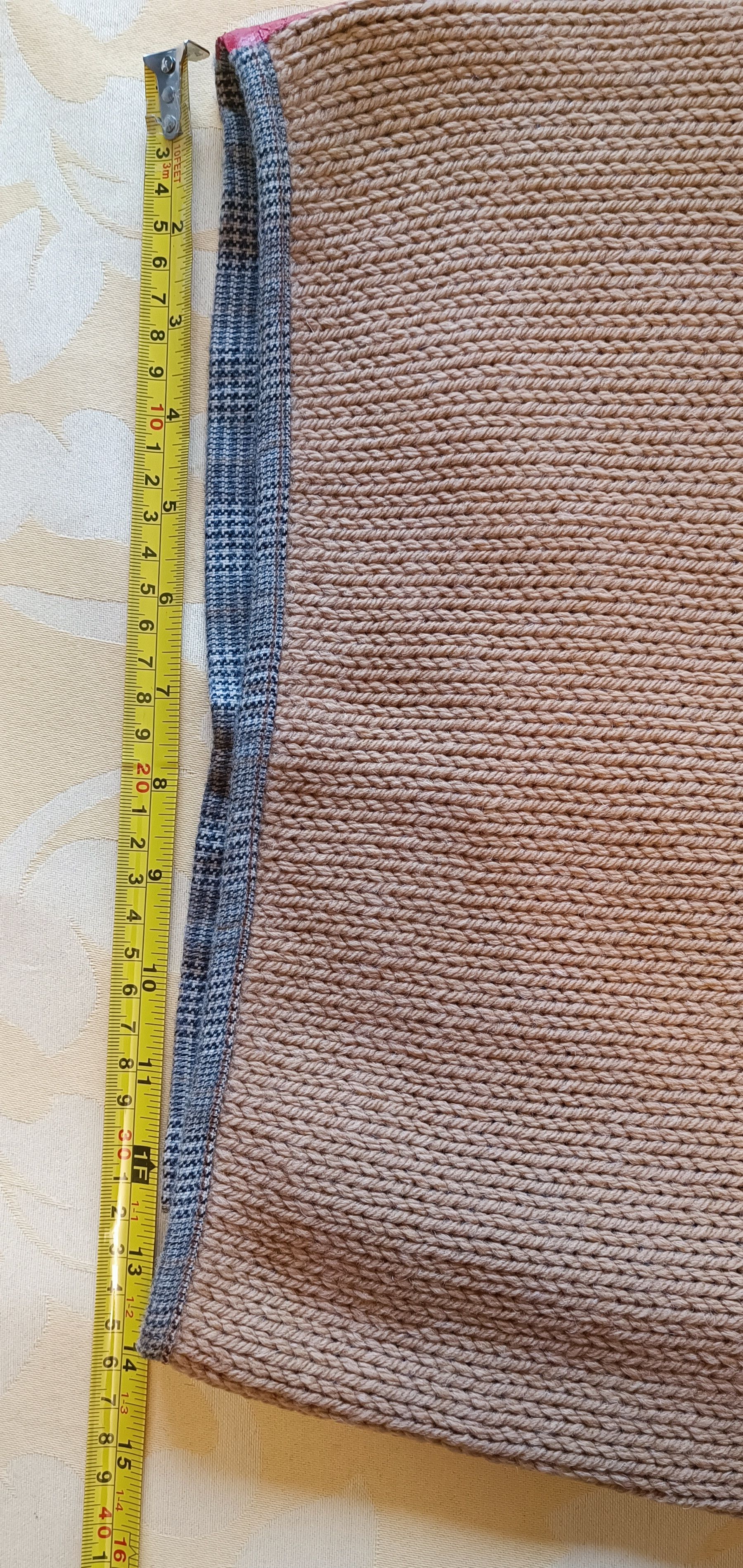 Fendi Top - Camel wool knit front / Prince of Wales check back. Size M / US 6-8 / IT 42-44 - 20 Thumbnail