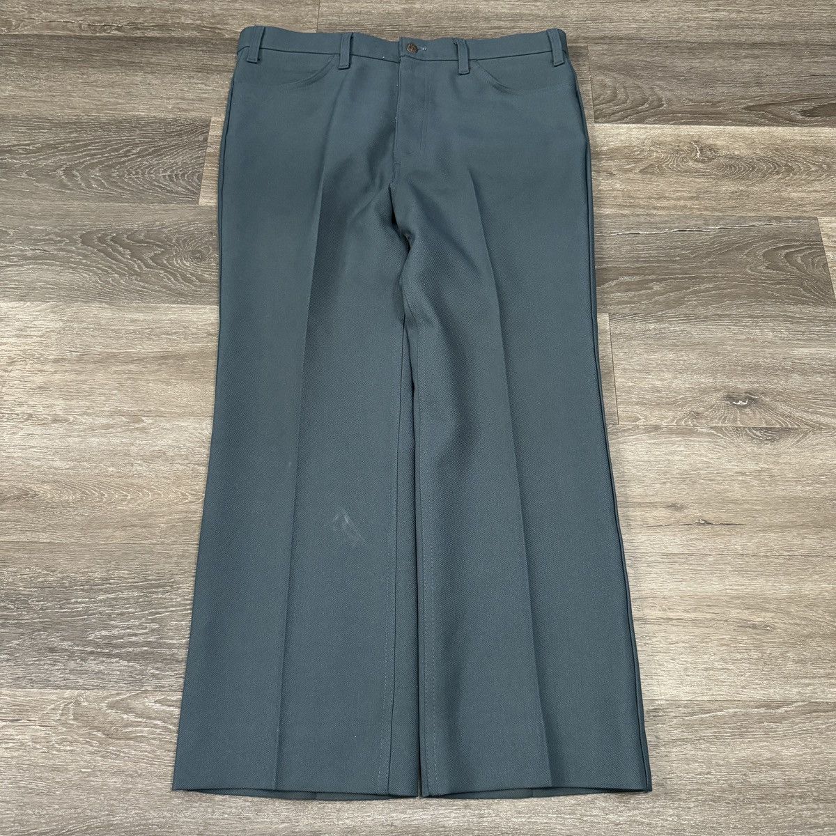 Levi's × Vintage Rare Vintage 1970s Levi’s 517 Gold label wide leg bootcut Size US 36 / EU 52 - 2 Thumbnail