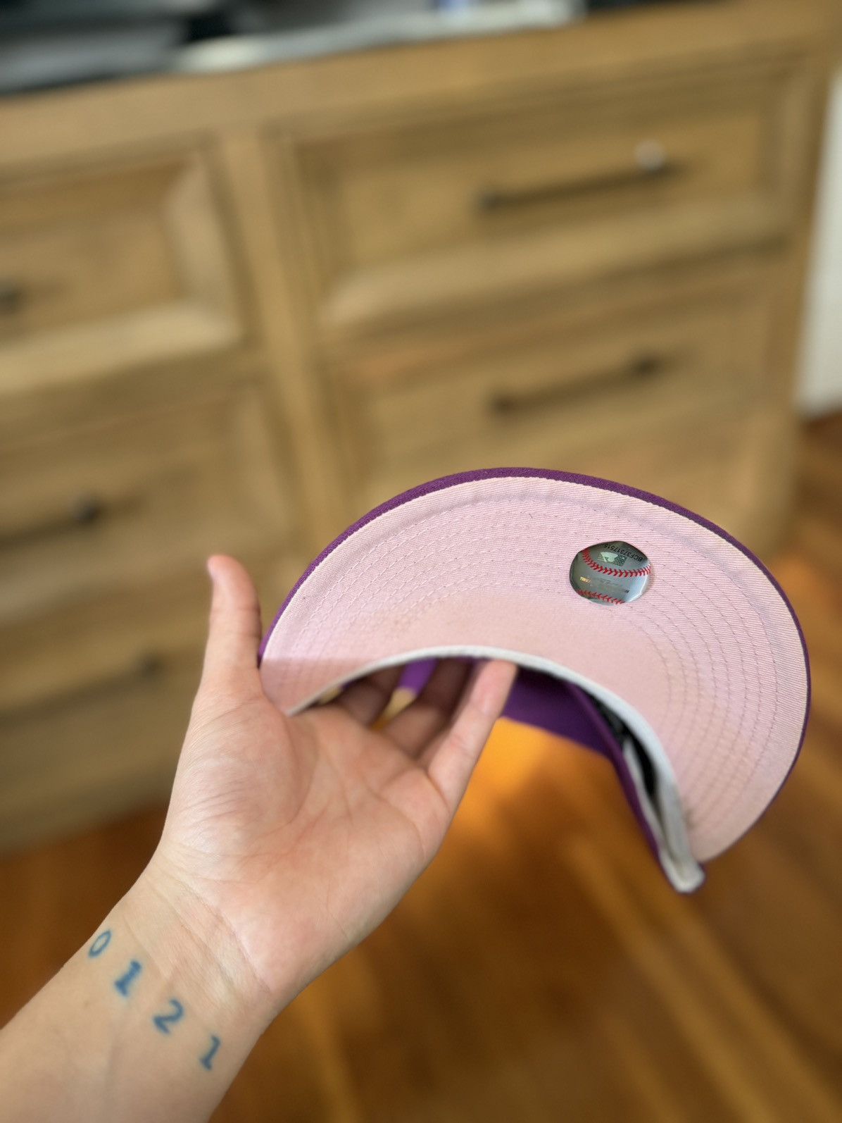 Hat Club Jae Tips Yankee Hat Club 7 3/8 Pink Brim Size ONE SIZE - 2 Thumbnail
