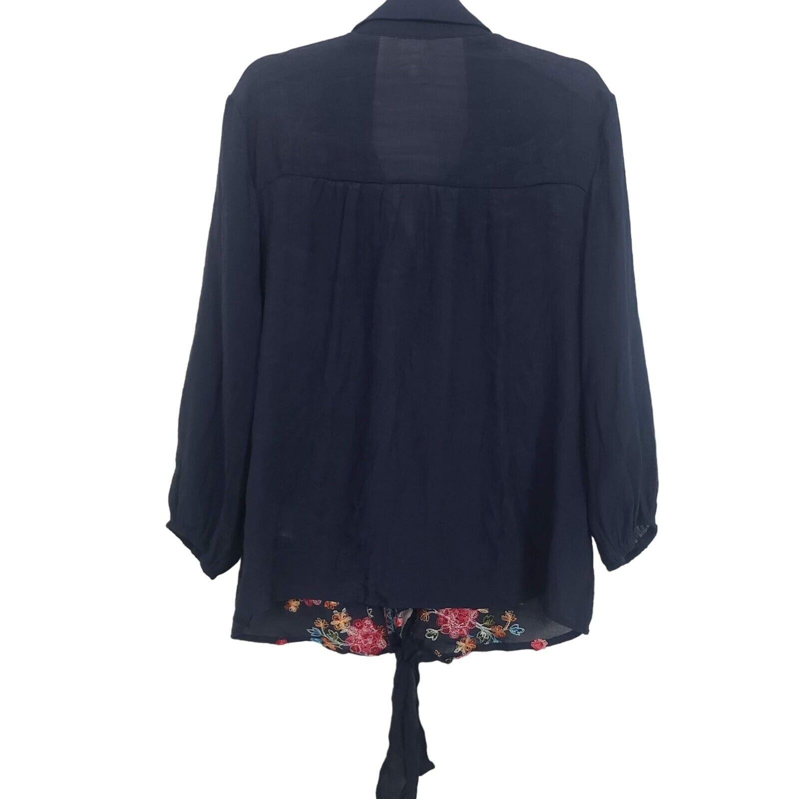 Designer Fig & Flower Emboidered Shirt Womens Size Medium Blue Floral Size M / US 6-8 / IT 42-44 - 7 Thumbnail