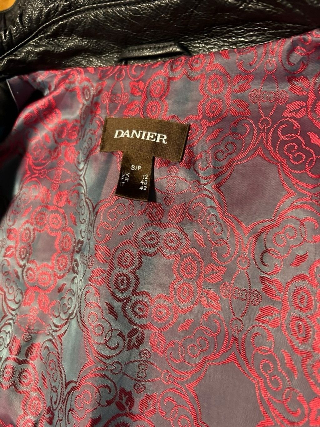 Danier DANIER Woman's Black Leather Jacket with Red Tapestry Size S / US 4 / IT 40 - 8 Thumbnail