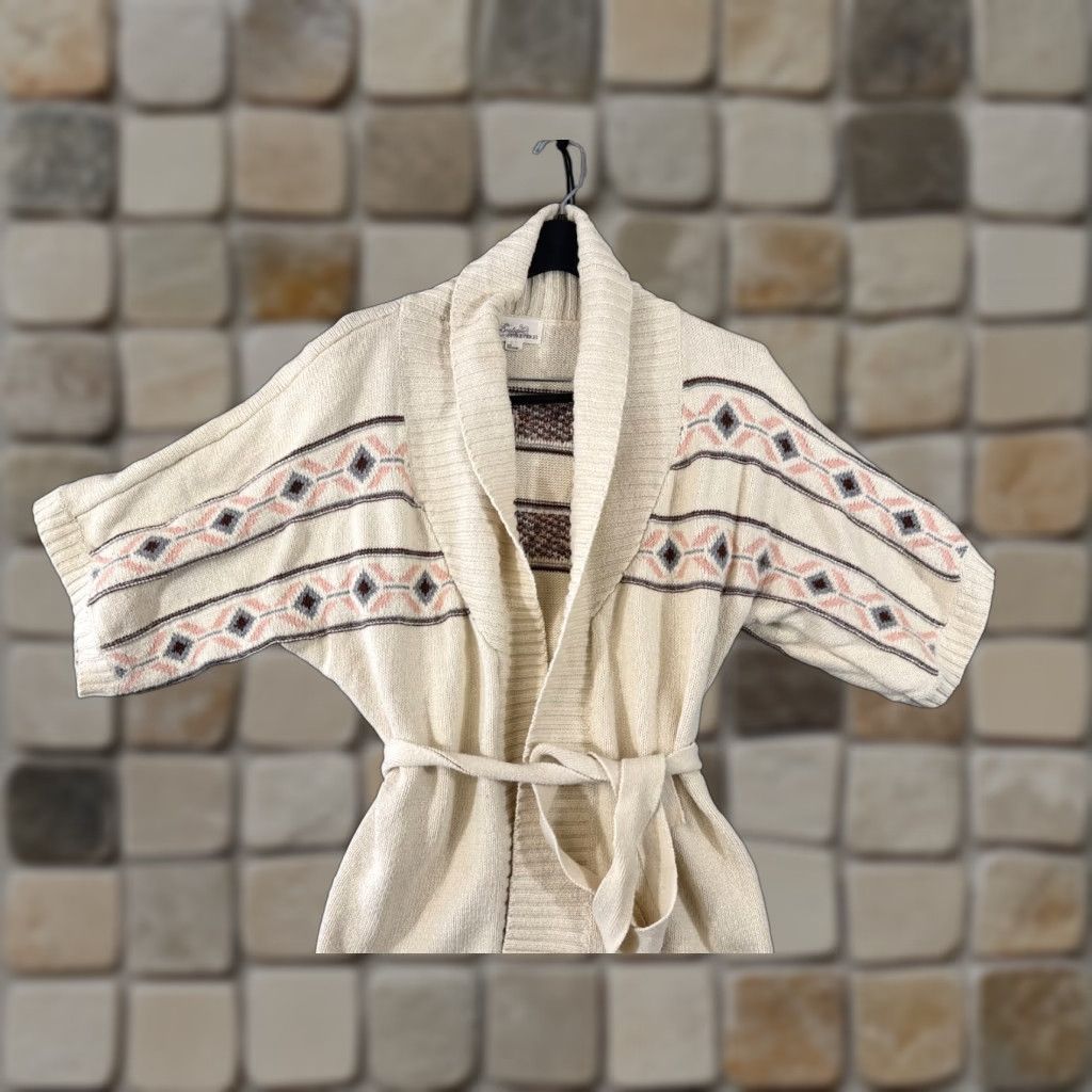 Forever 21 FOREVER 21 Sweater Cardigan Aztec Open Front Belted Ivory S Womens Micro﻿-Knit Knit Open Front Cardigan Black? Size S / US 4 / IT 40 - 1 Thumbnail