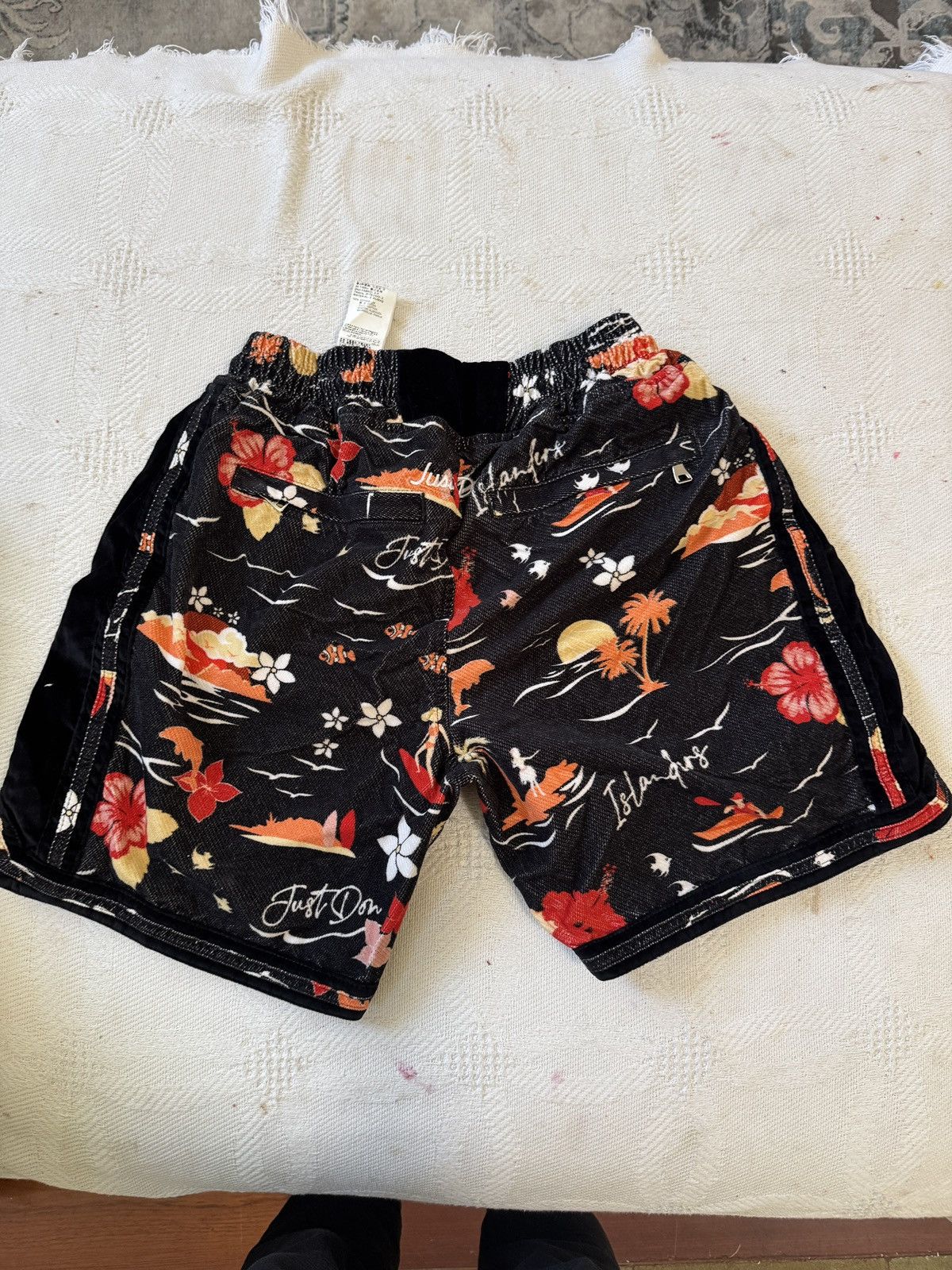 Just Don Just Don Miami Heat shorts size M Size US 31 - 2 Thumbnail