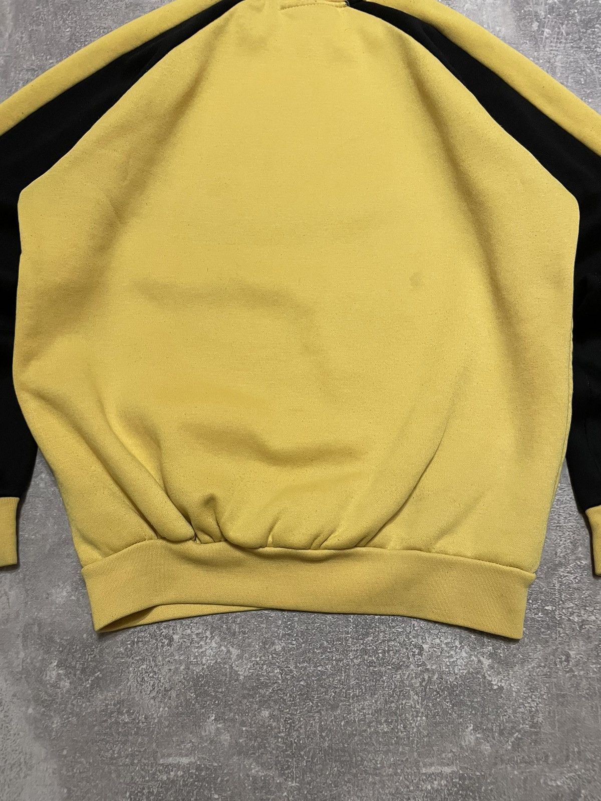 Reebok Vintage Reebok Authentic Big Logo Buggy Boxy Sweatshirt 90s Size US L / EU 52-54 / 3 - 16 Thumbnail