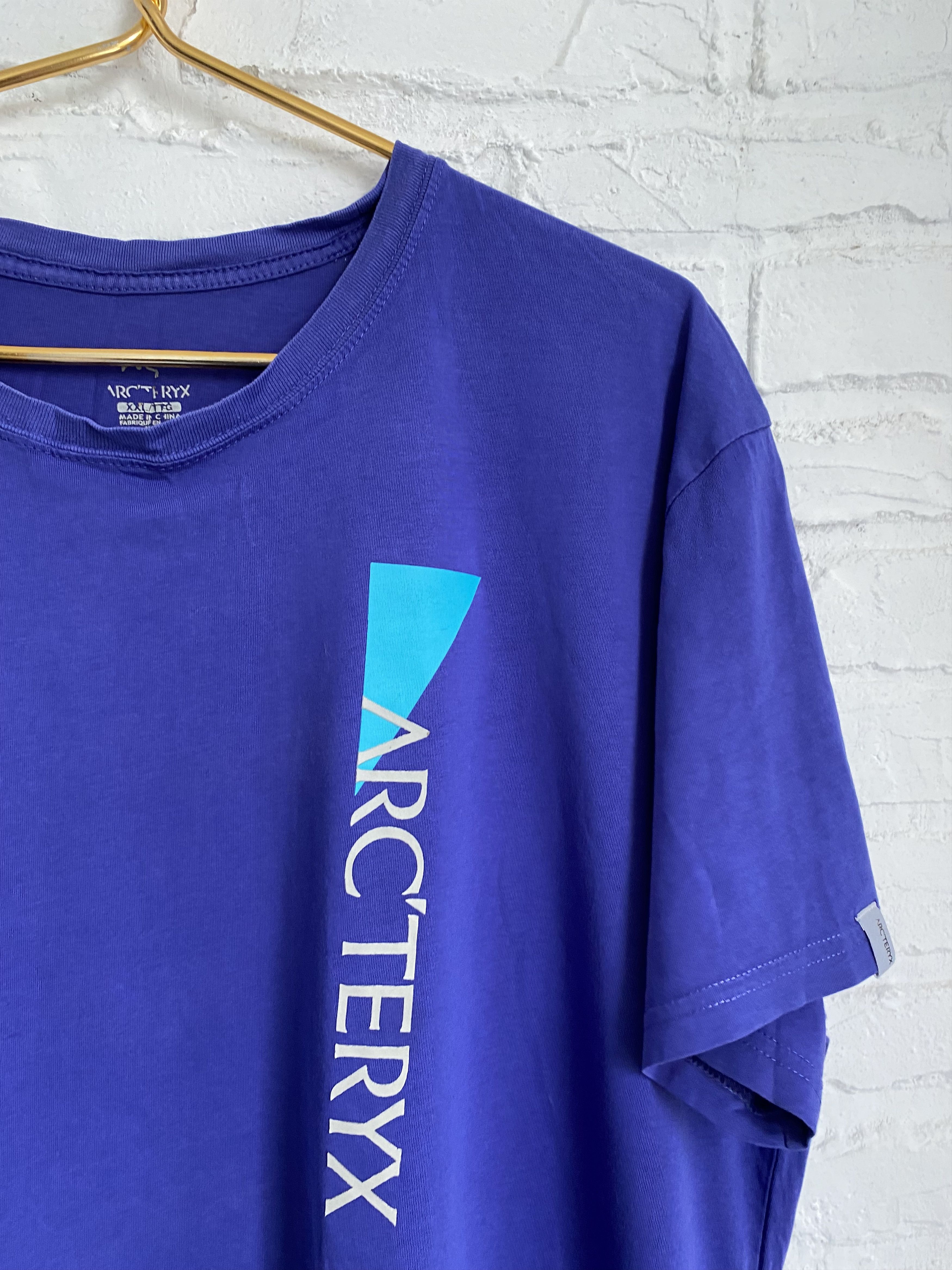 Arc'teryx Arc’teryx embroidered logo violet t-shirt Size US XXL / EU 58 / 5 - 6 Thumbnail