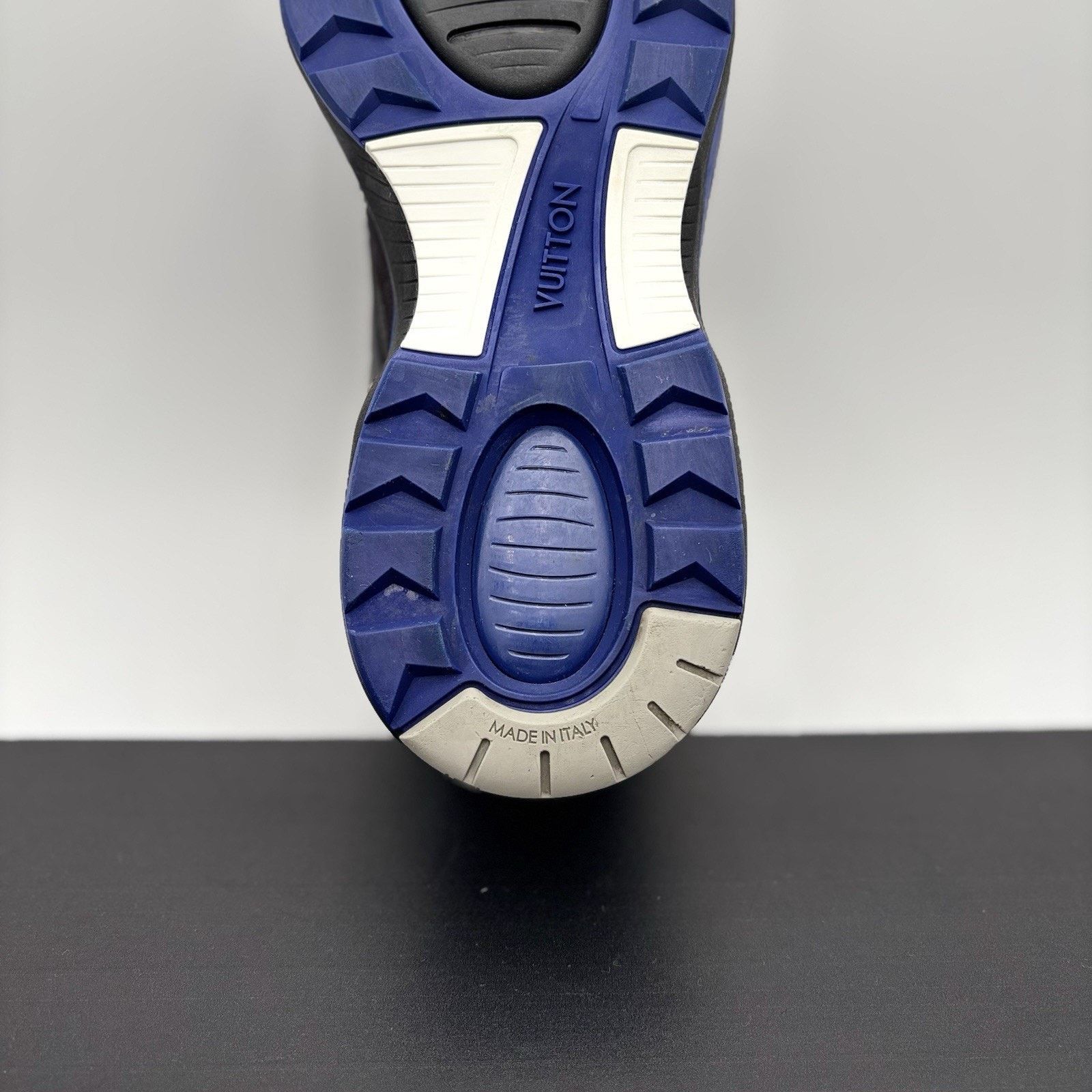 Louis Vuitton (10-10.5) Louis Vuitton Trail ' Monogram Blue '| SUPER CLEAN Size US 10 / EU 43 - 18 Thumbnail