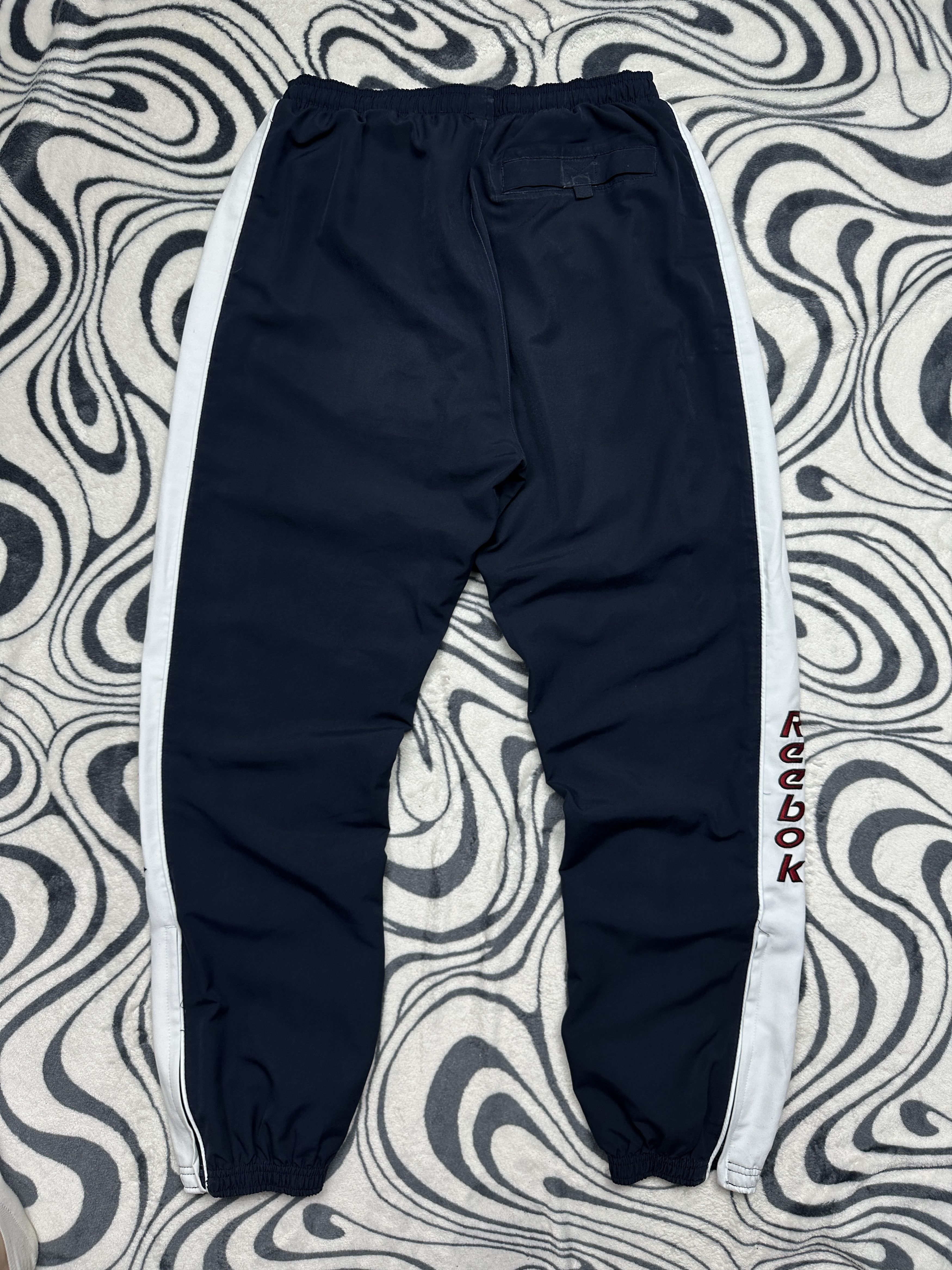 Reebok Vintage Reebok Mens Nylon Baggy Track Pants Y2K Size US 32 / EU 48 - 9 Thumbnail