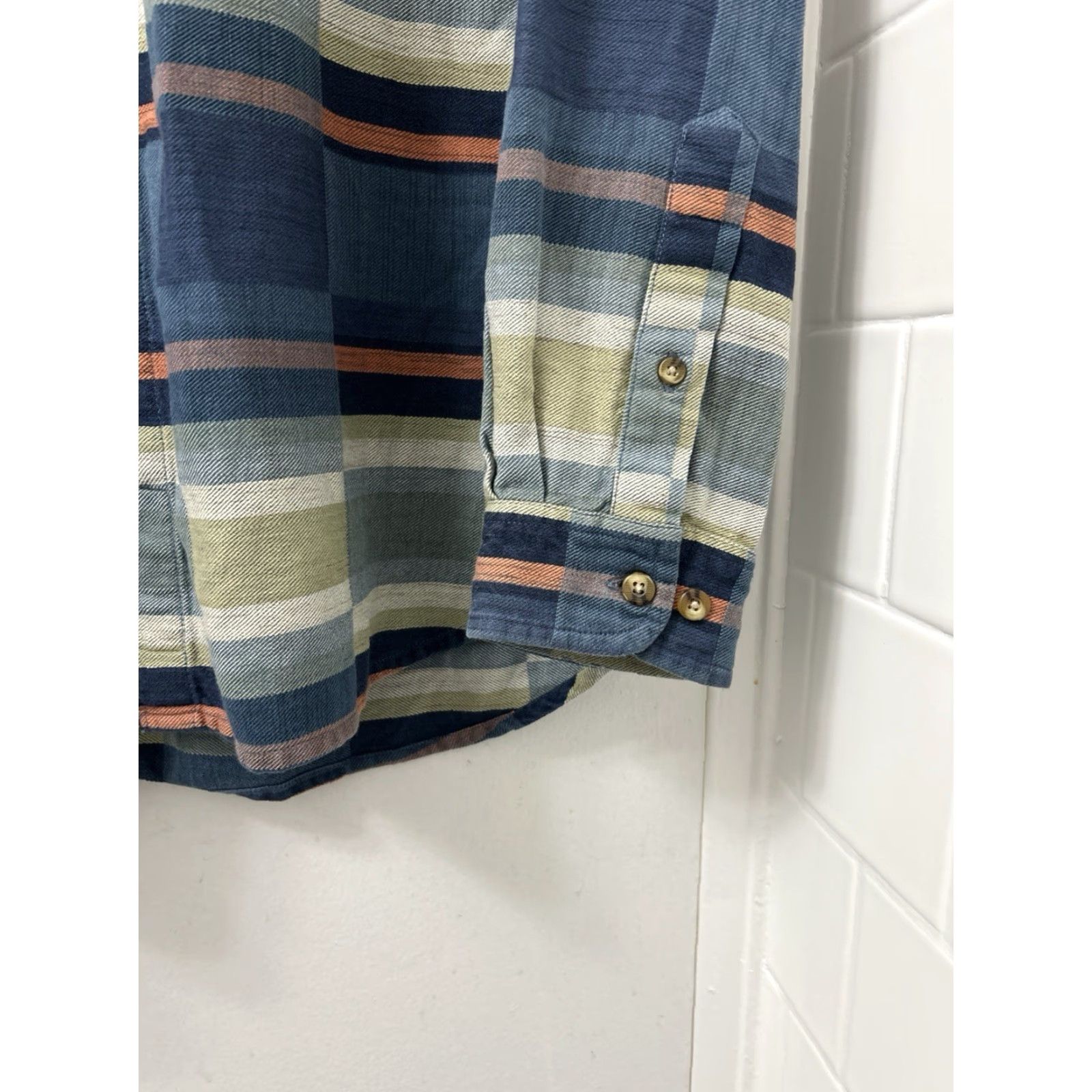 The Territory Ahead The Territory Ahead Shirt Mens M Blue Plaid Long Sleeve Button-Down Pocket Size US M / EU 48-50 / 2 - 7 Thumbnail