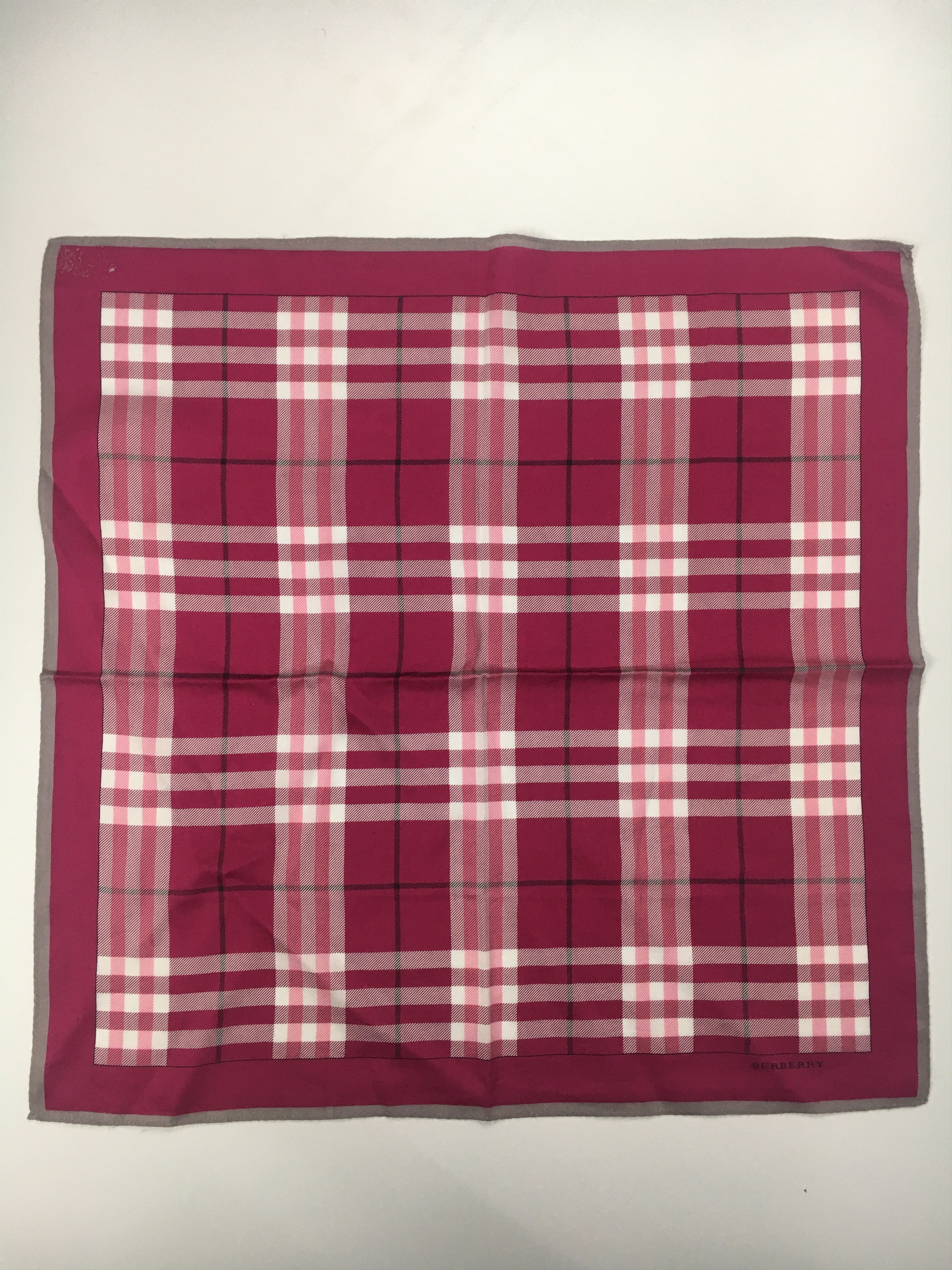 Burberry Novacheck Handkerchief Bandana Neckerchief HKC0076