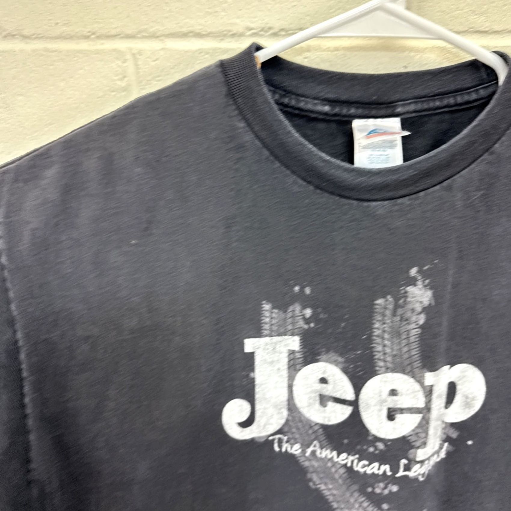 Spell VINTAGE Chrysler Faded Spell Out Jeep The American Legend T-Shirt Black XL Crew Neck Short Sleeve Men Size US XL / EU 56 / 4 - 4 Thumbnail