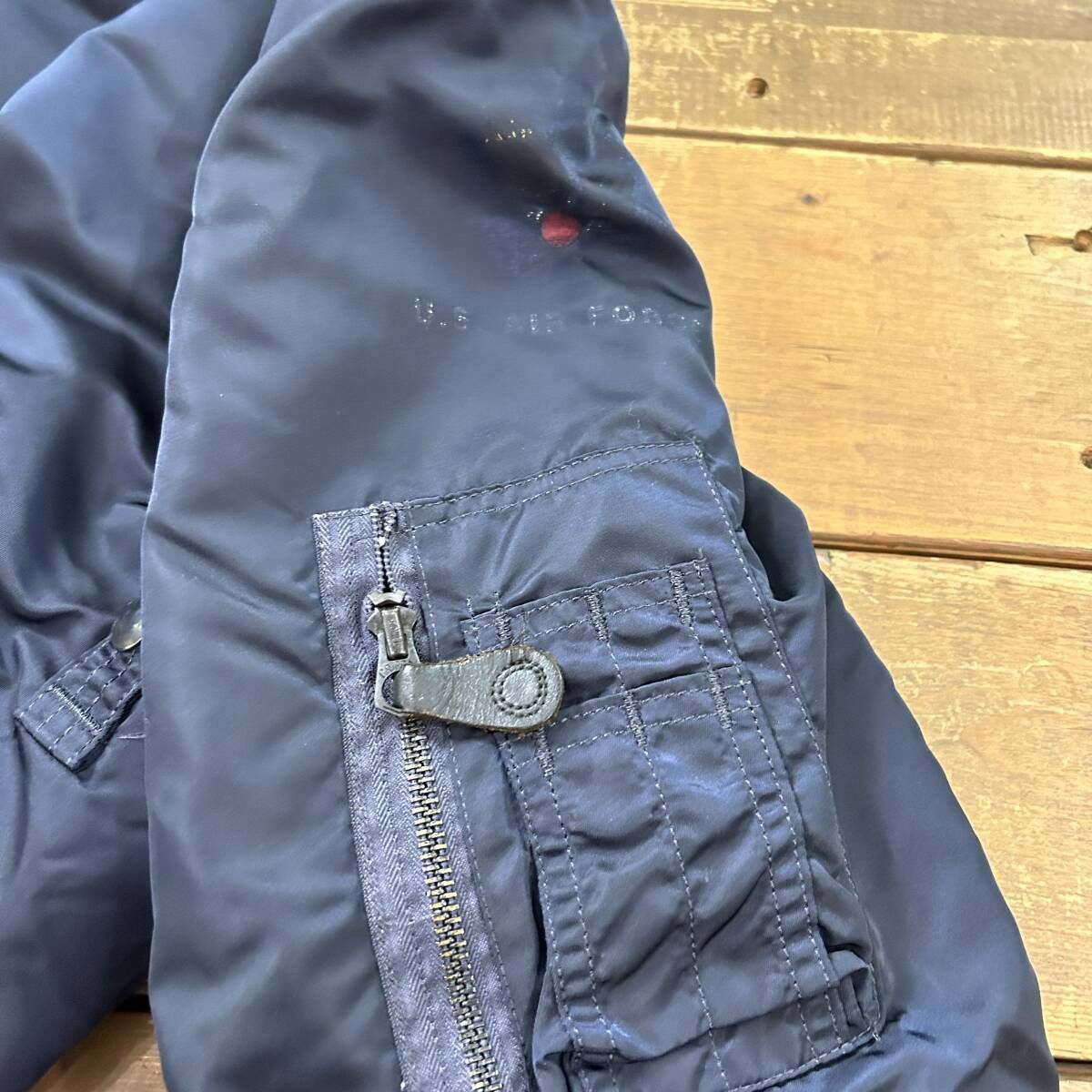 Vintage Vintage B-15C Bomber Jacket Navy SIZE 42 US AIR FORCE Size US L / EU 52-54 / 3 - 5 Thumbnail