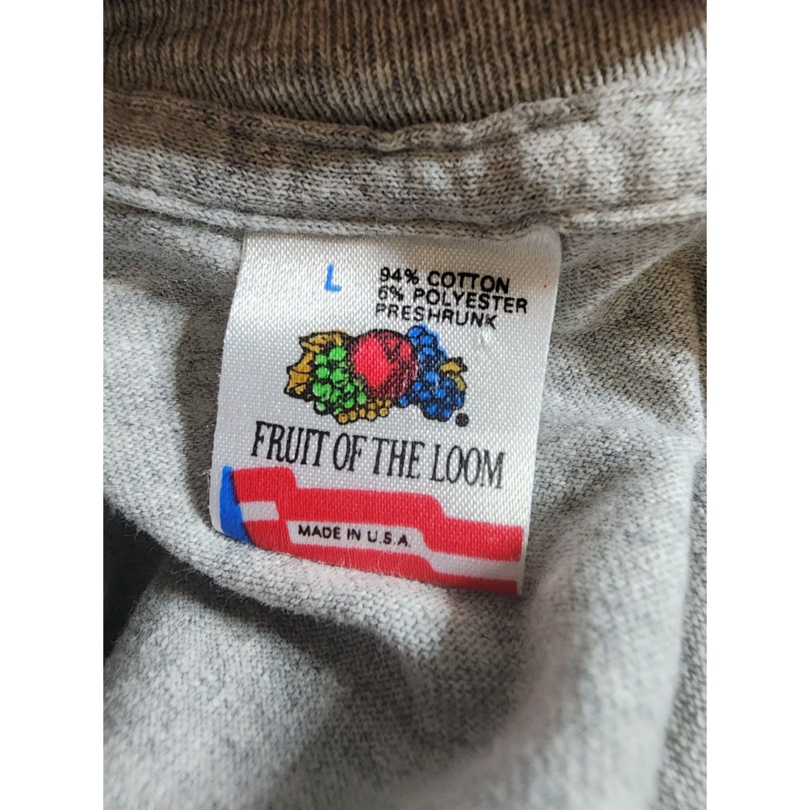 Fruit Of The Loom VINTAGE Fruit of the Loom T-Shirt Mens L Gray Pocket 90s Classic Minimalist All Seasons Crew Neck Short Sleeve Cotton Shirt Size US L / EU 52-54 / 3 - 6 Thumbnail