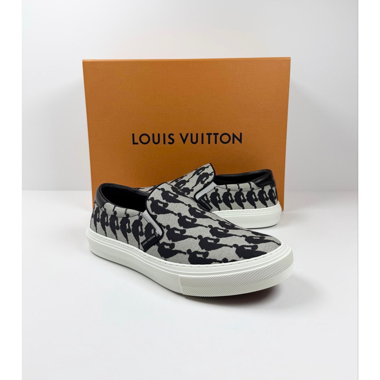 Louis Vuitton Size 7LV/8US - Louis Vuitton x NBA Trocadero Slip On NEW Size US 8 / EU 41 - 2 Thumbnail