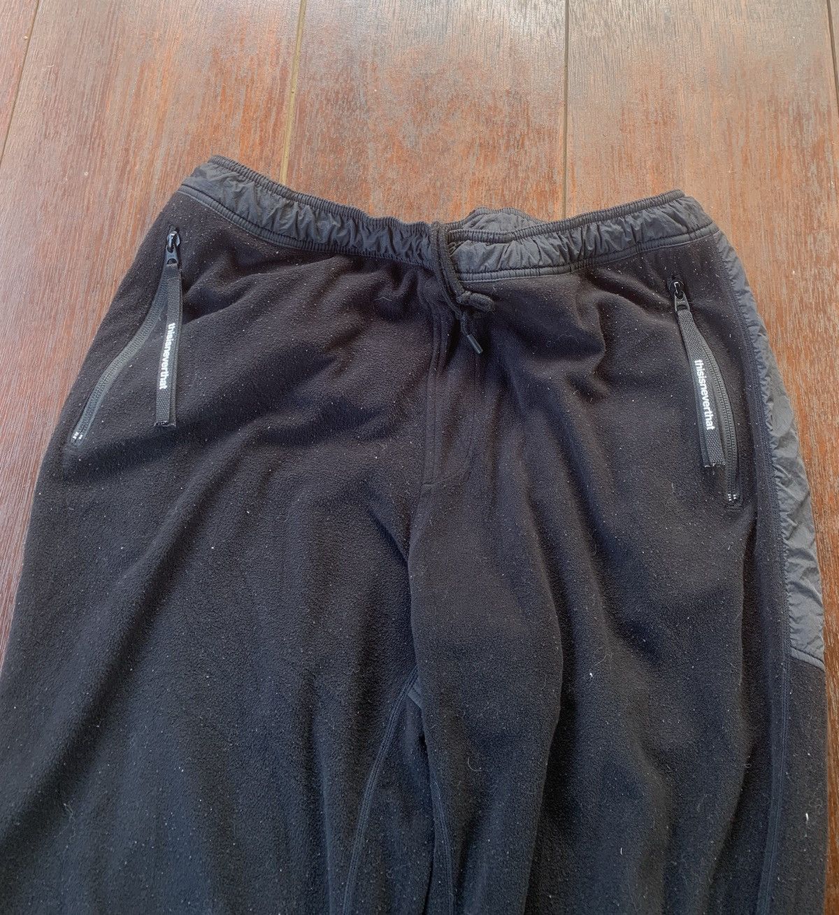 thisisneverthat This is never that black fleece joggers Size US 35 - 4 Thumbnail