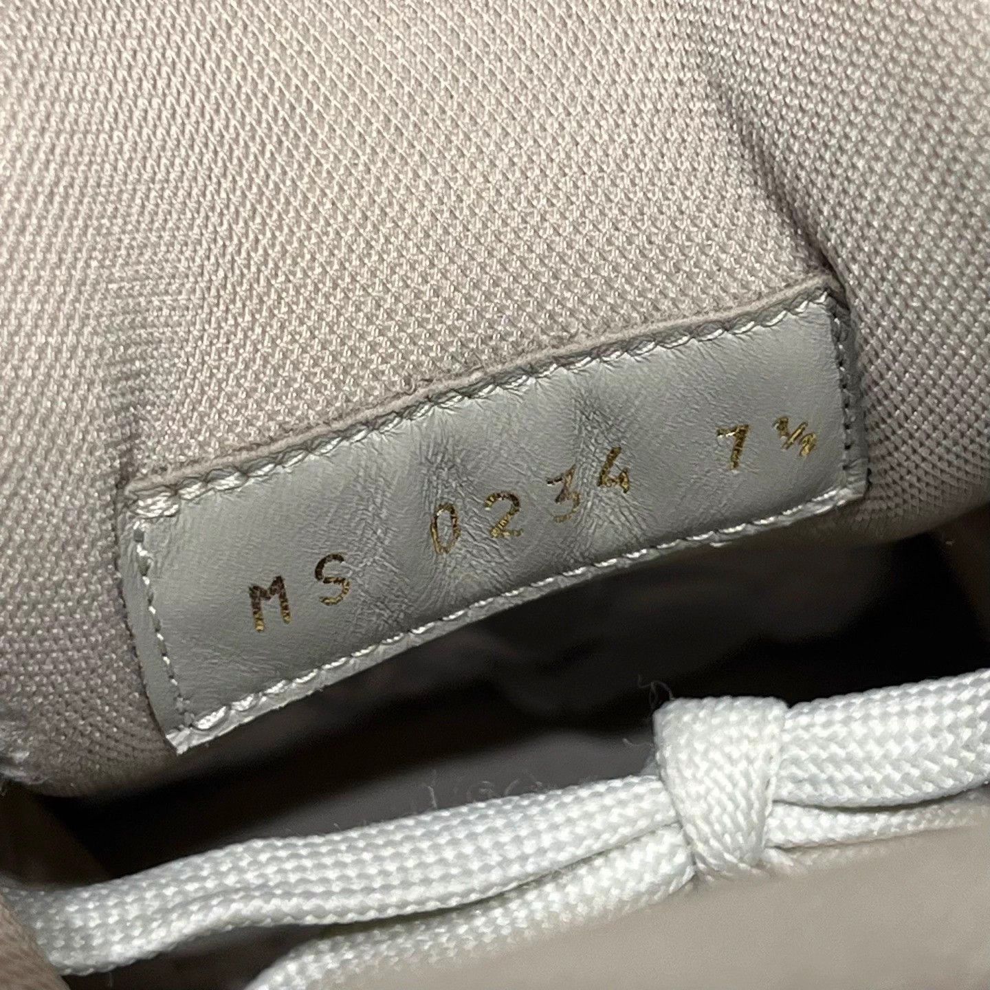 Louis Vuitton LV Trainer Off-White UK7.5 / 41.5 Size US 7.5 / IT 37.5 - 8 Thumbnail