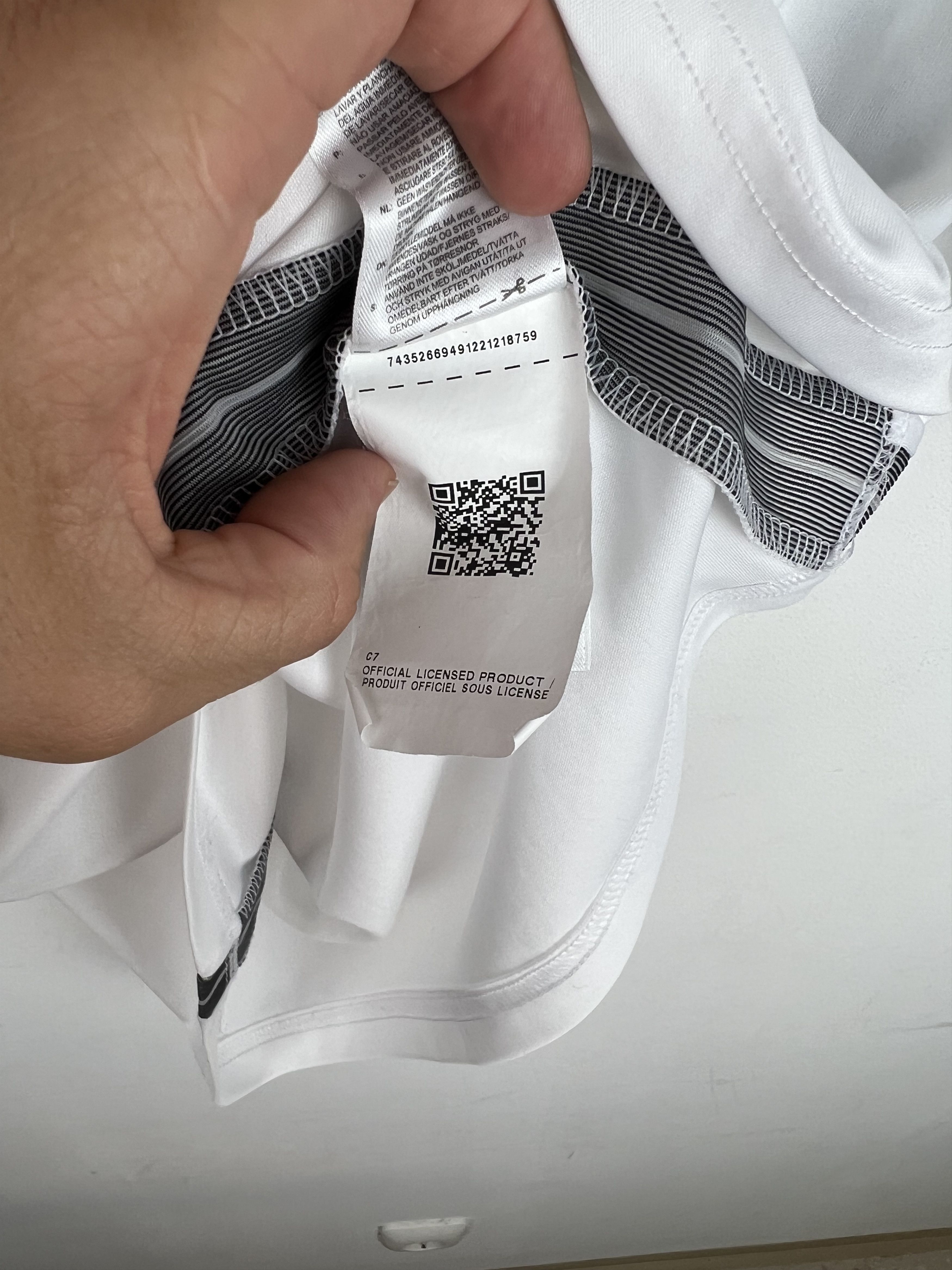 Adidas GERMANY NATIONAL TEAM 2014 -15 FOOTBALL Kit JERSEY Size US M / EU 48-50 / 2 - 6 Thumbnail