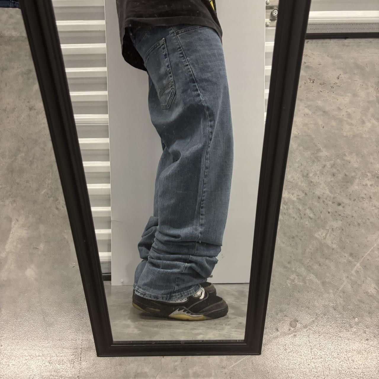 Japanese Brand × Vintage Crazy Vintage Y2K/2000s Medium Wash Essential Denim Jeans! Size US 33 - 2 Thumbnail