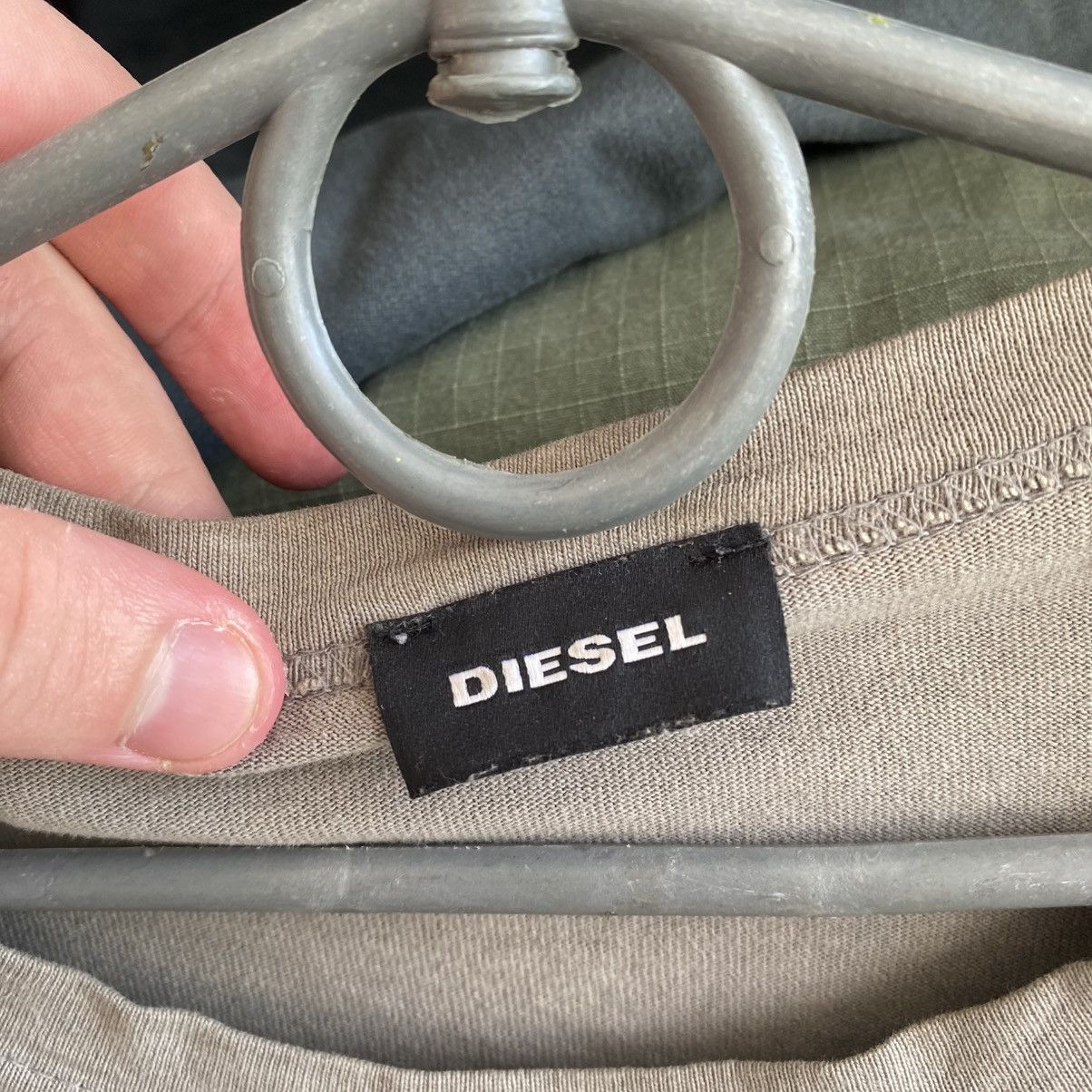 Diesel Mens Diesel Big Graphic Logo y2k opium streetwear longsleeve Size US M / EU 48-50 / 2 - 7 Thumbnail