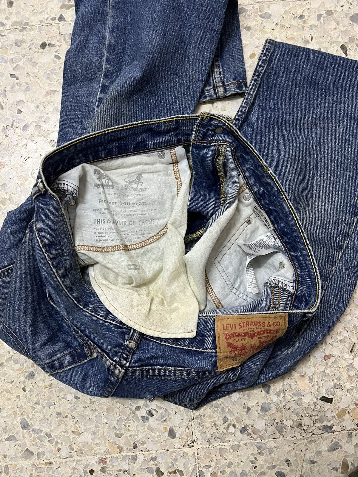 Levi's vintage levis 505 distressed denim Size US 36 / EU 52 - 5 Thumbnail