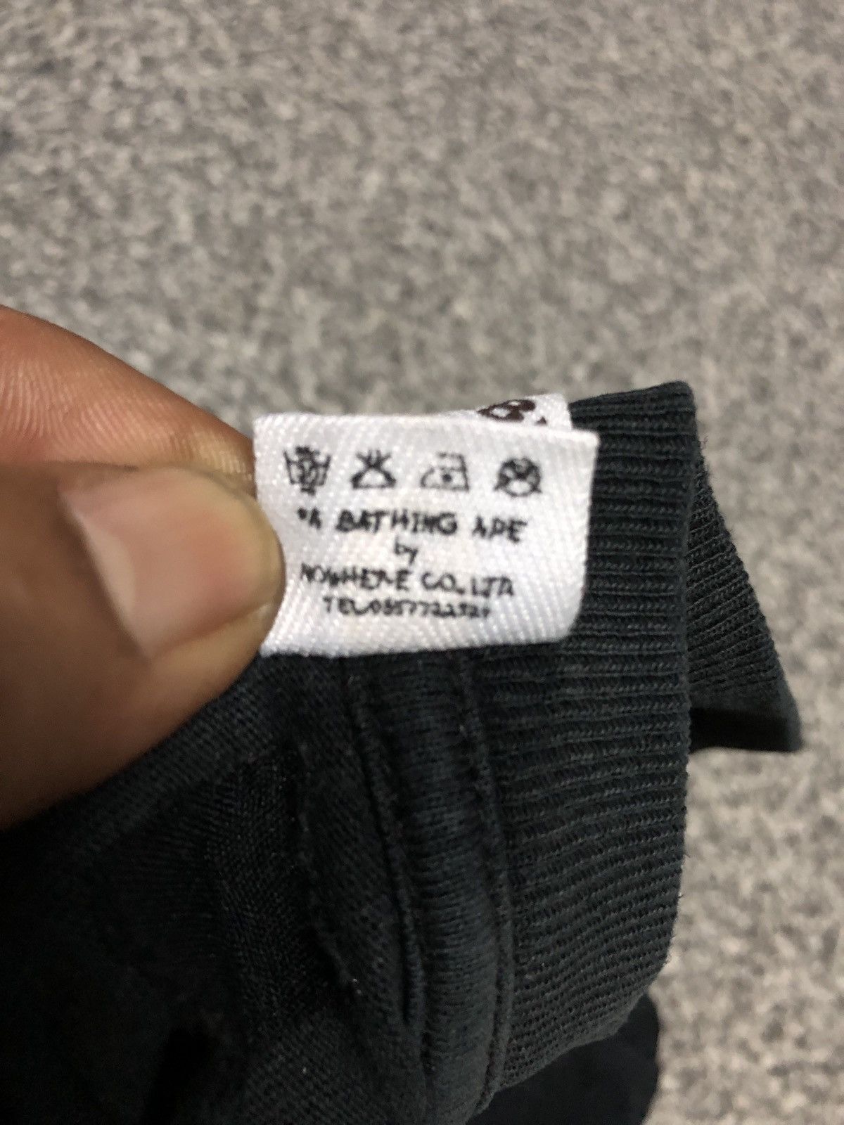 Bape × Kaws 🔥Vintage🔥Bape X Kaws Baby Milo Tshirt Size US M / EU 48-50 / 2 - 17 Thumbnail