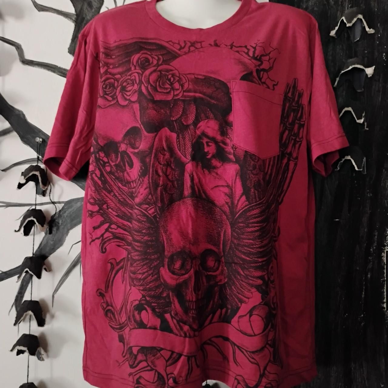 Other Aces & Idols Graphic Tee size Large *NWOT* Size US L / EU 52-54 / 3 - 1 Preview