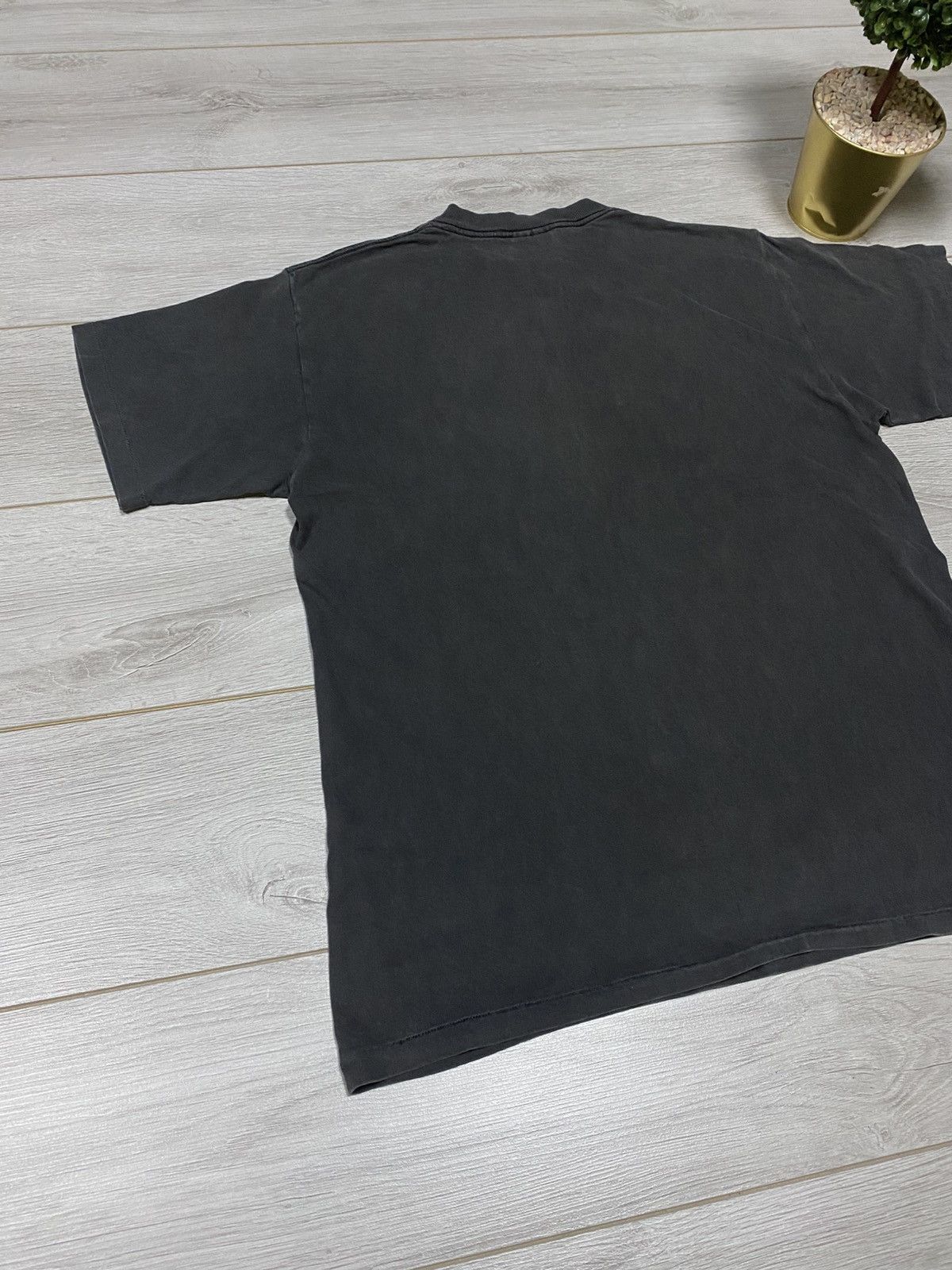 Nutmeg Nutmeg Chicago Bulls USA 90s vintage tee world champions Size US L / EU 52-54 / 3 - 7 Thumbnail